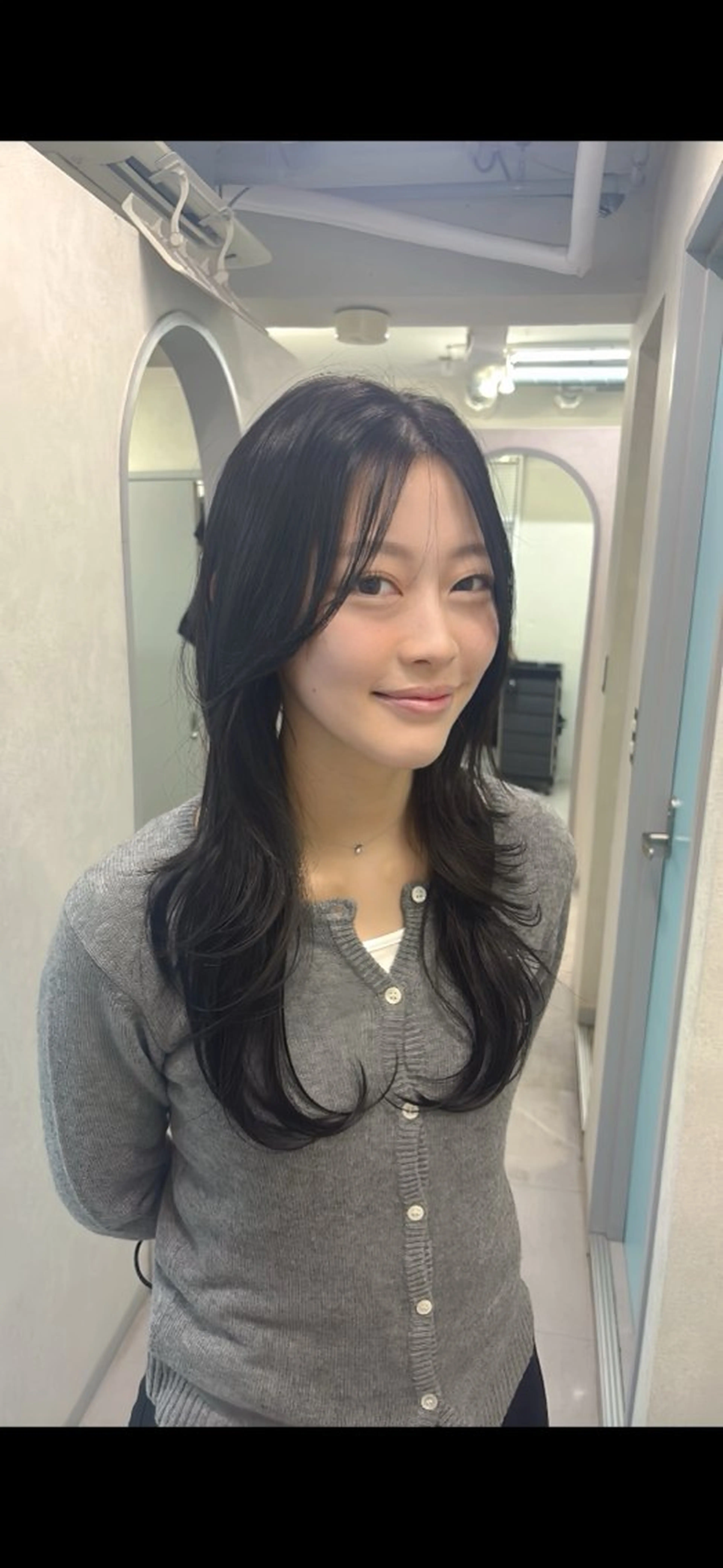 ロング ヘアカラー トリートメント armony (明治神宮前店)所属・☪︎レイヤー/ウルフ /ハッシュ☪︎ にこのヘアスタイル