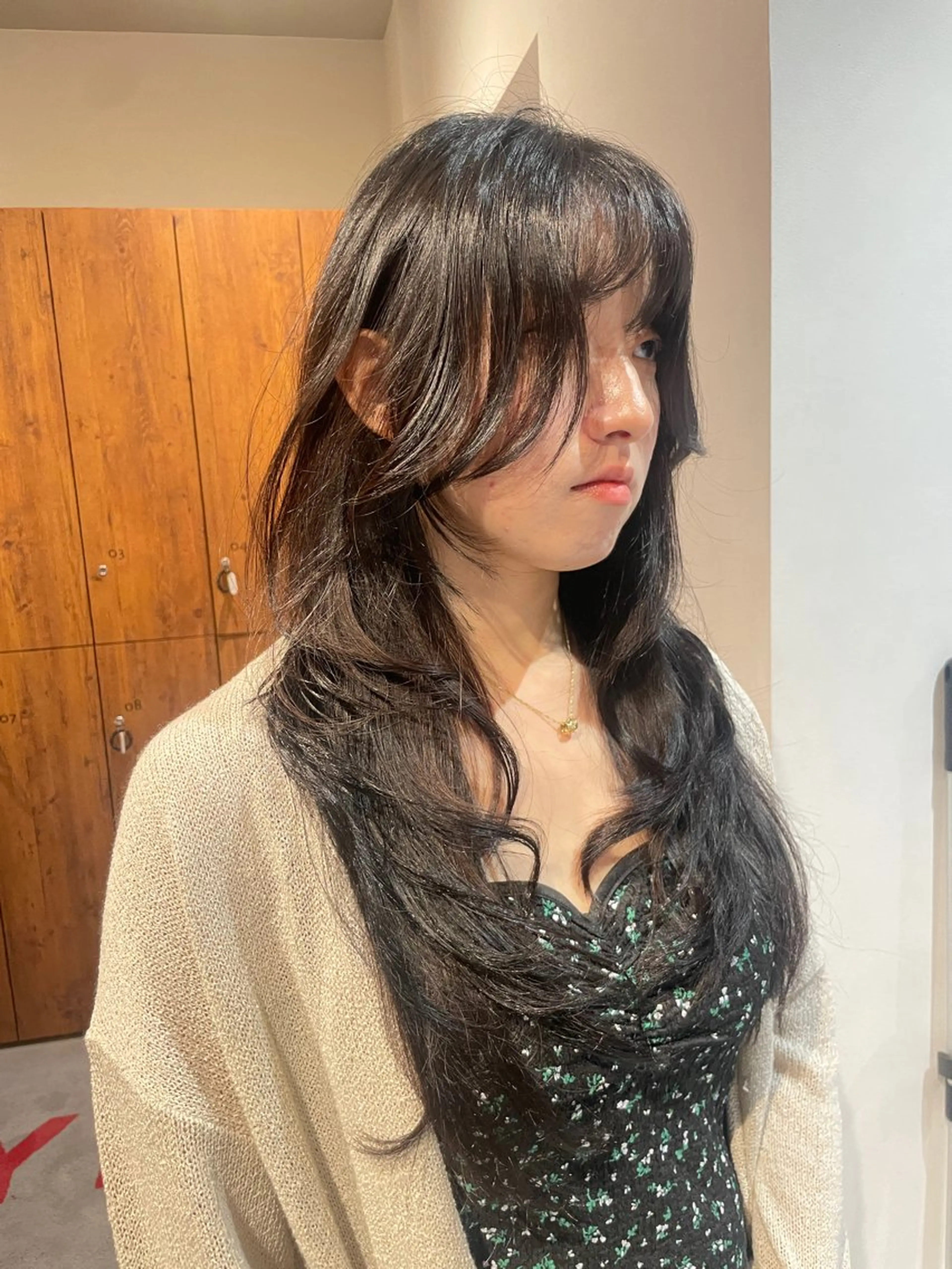 ロング レイヤーカット カット トリートメント 海外レイヤー/赤み 消しカラー/上原聖奈のヘアスタイル