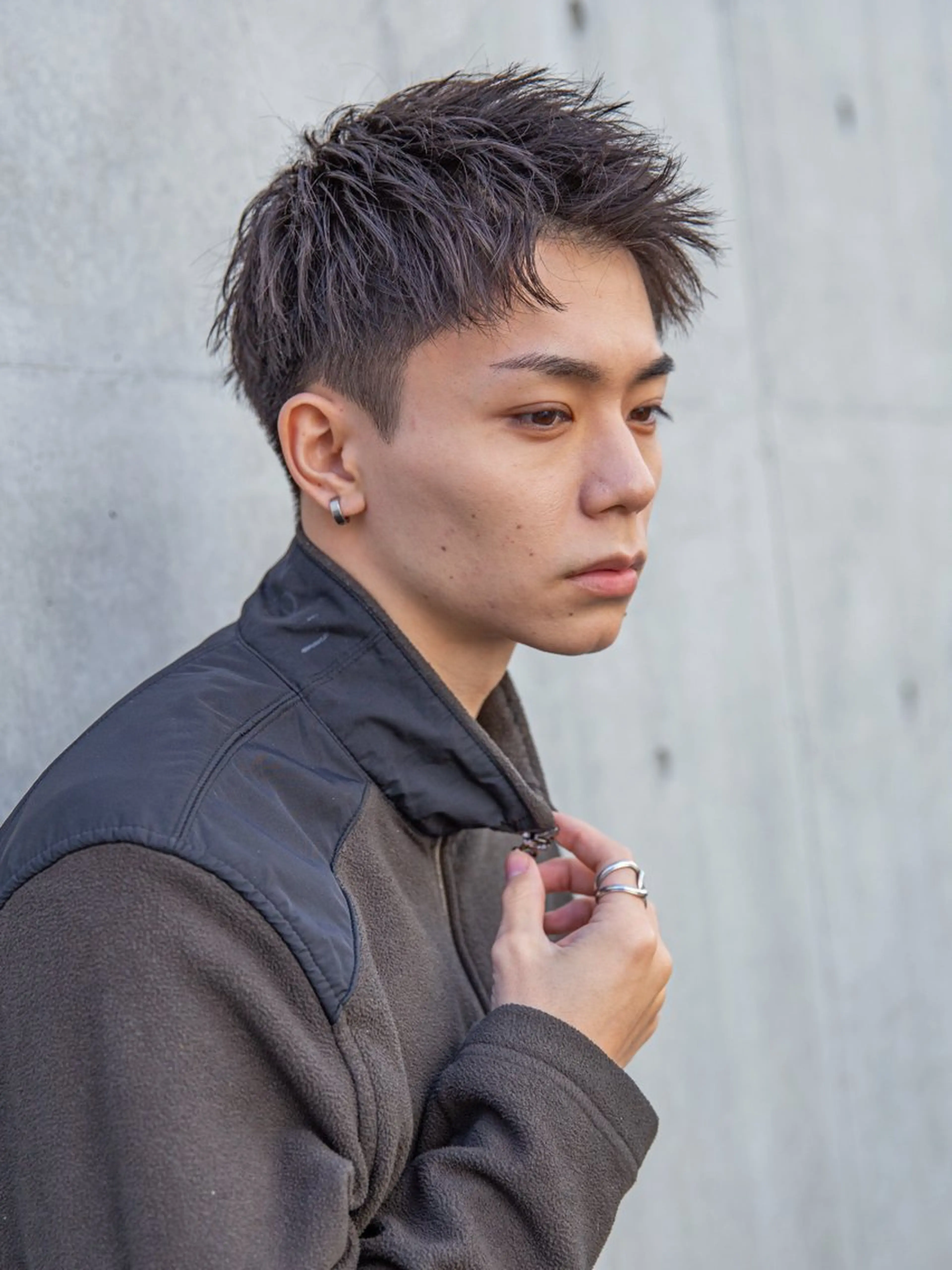 ショート メンズ レイヤー×ハイトーン ×デザイン 啓太のヘアスタイル