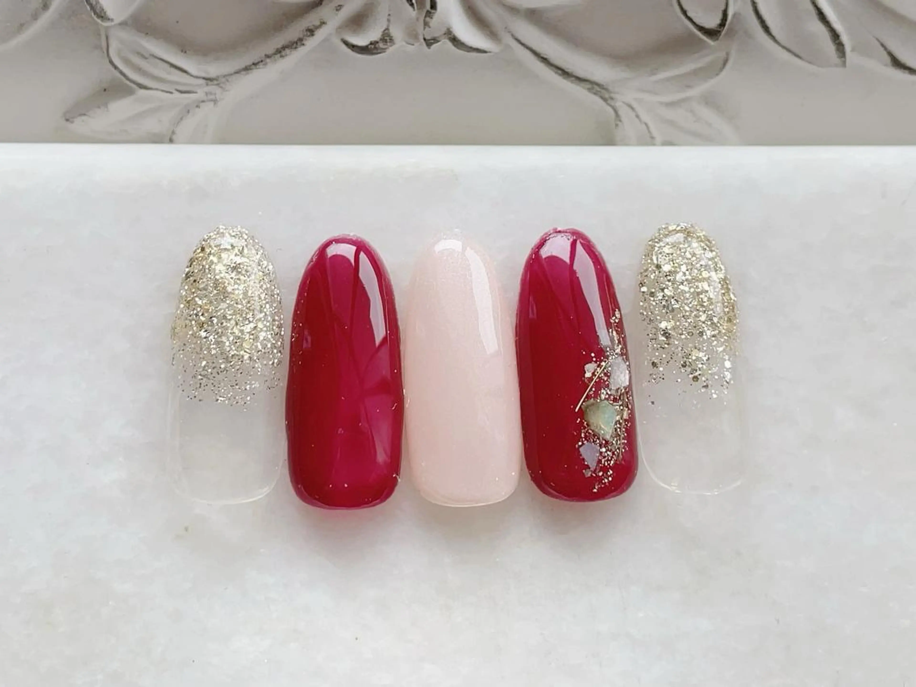 ネイル ジェルネイル キラキラネイル パラジェル ハンドネイル Satomi  のネイルデザイン