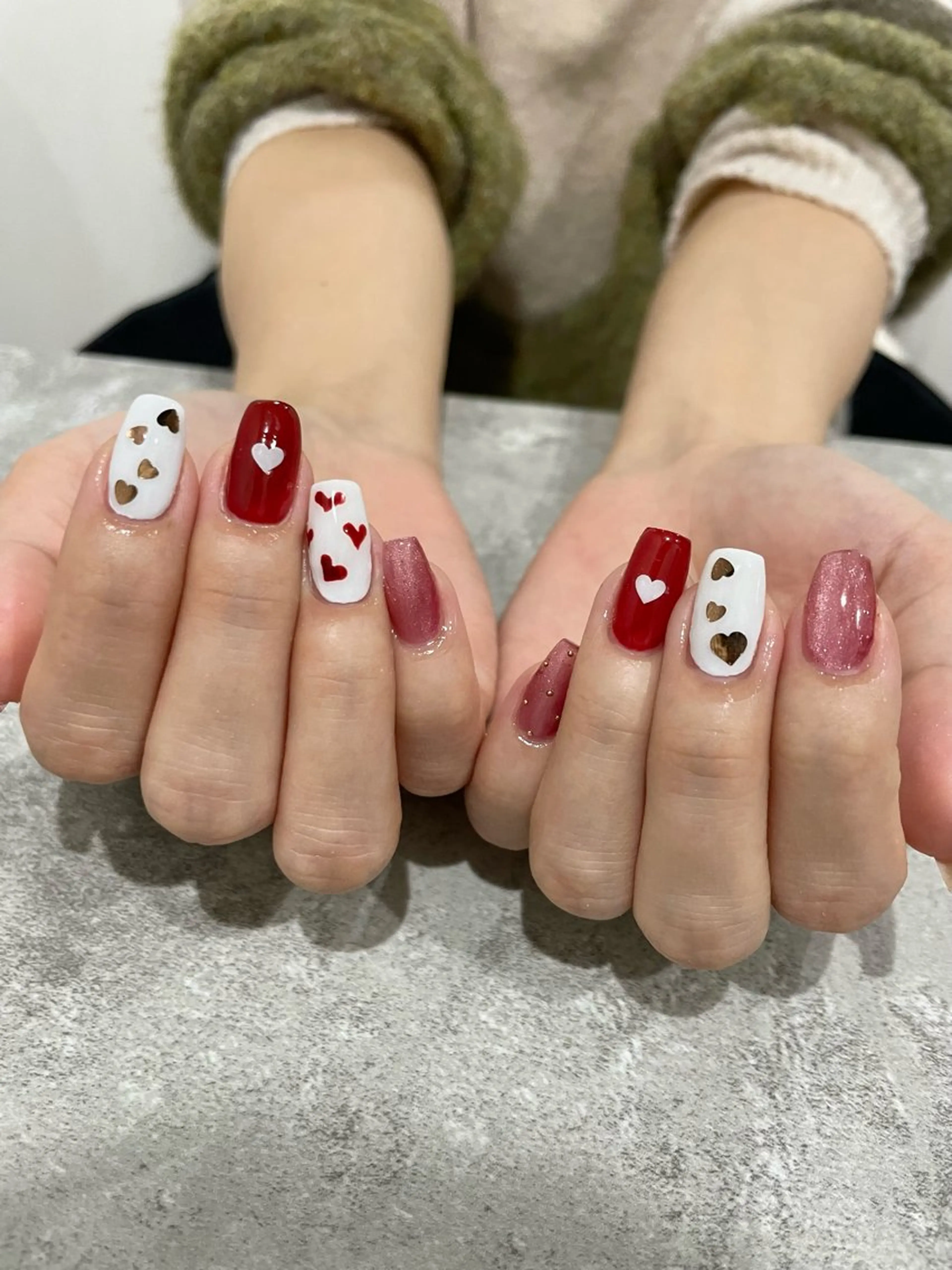 ネイル 持ち込み ハンドネイル Raviliss ♡のネイルデザイン