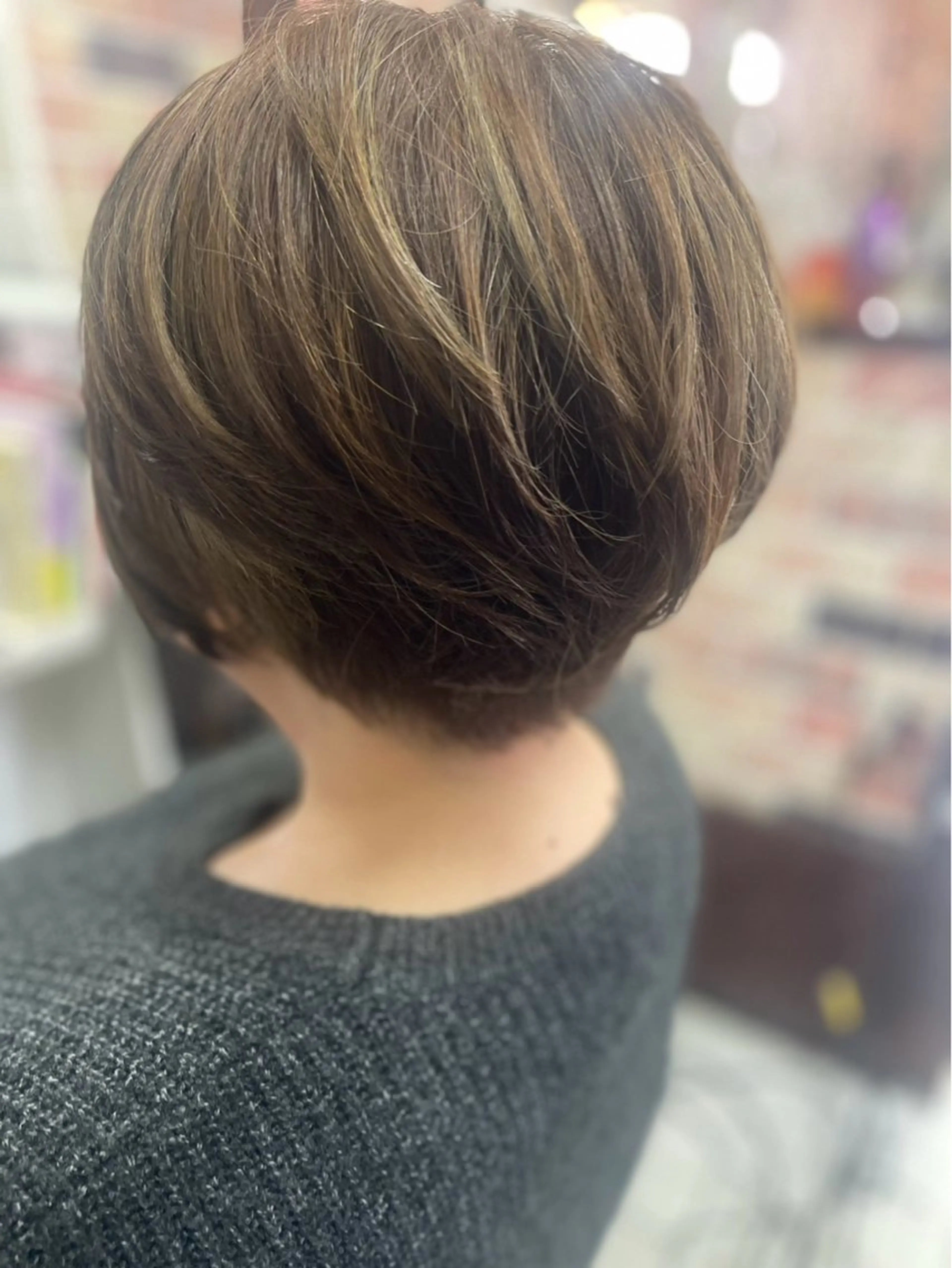 ショート カラー hair salonyuri所属・ヘアサロン ユリのヘアスタイル