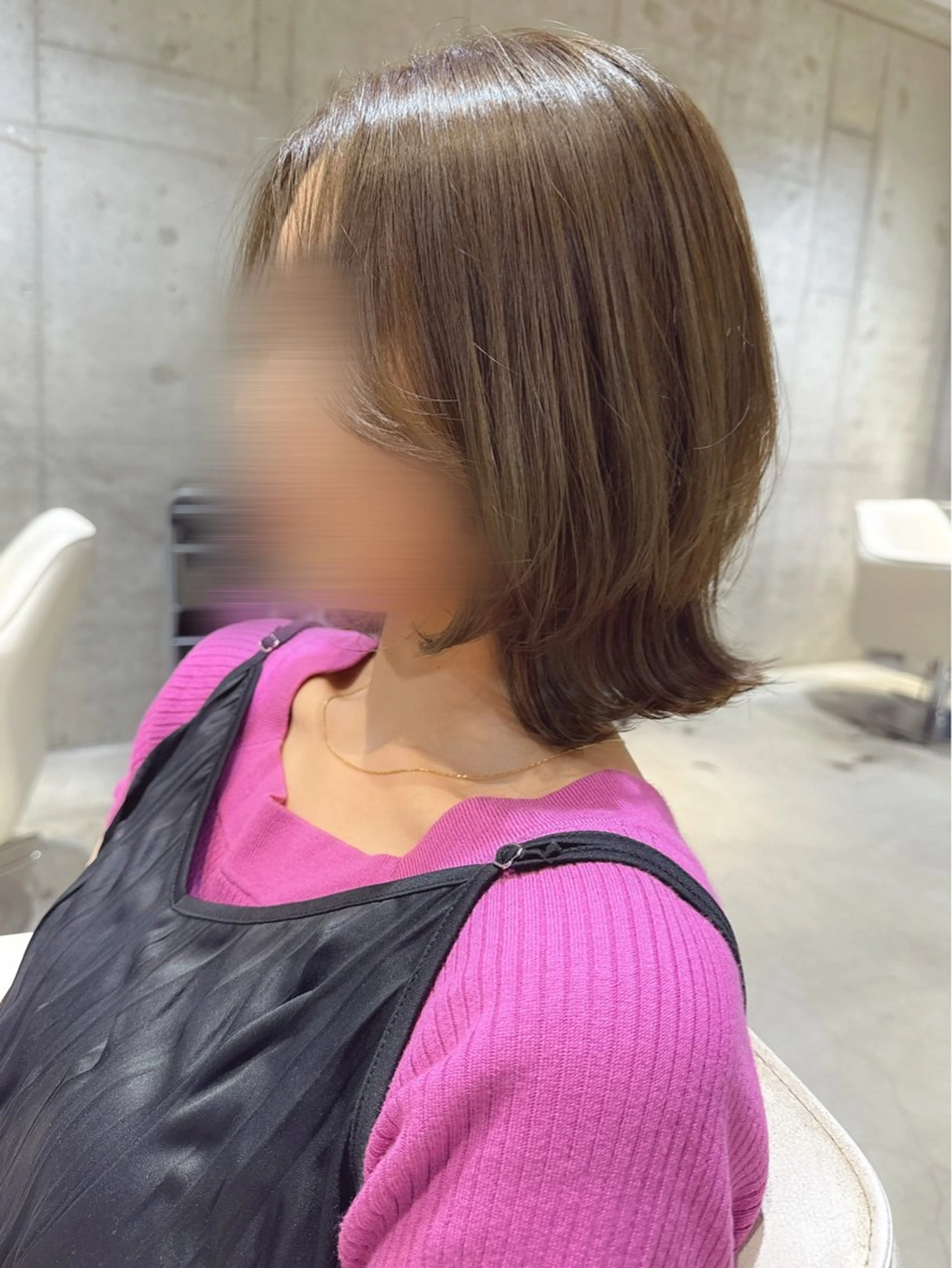 ミディアム ボブ レイヤーカット nui所属・ﾚｲﾔｰ.ﾍｱｾｯﾄ 🤍宮本しおりのヘアスタイル