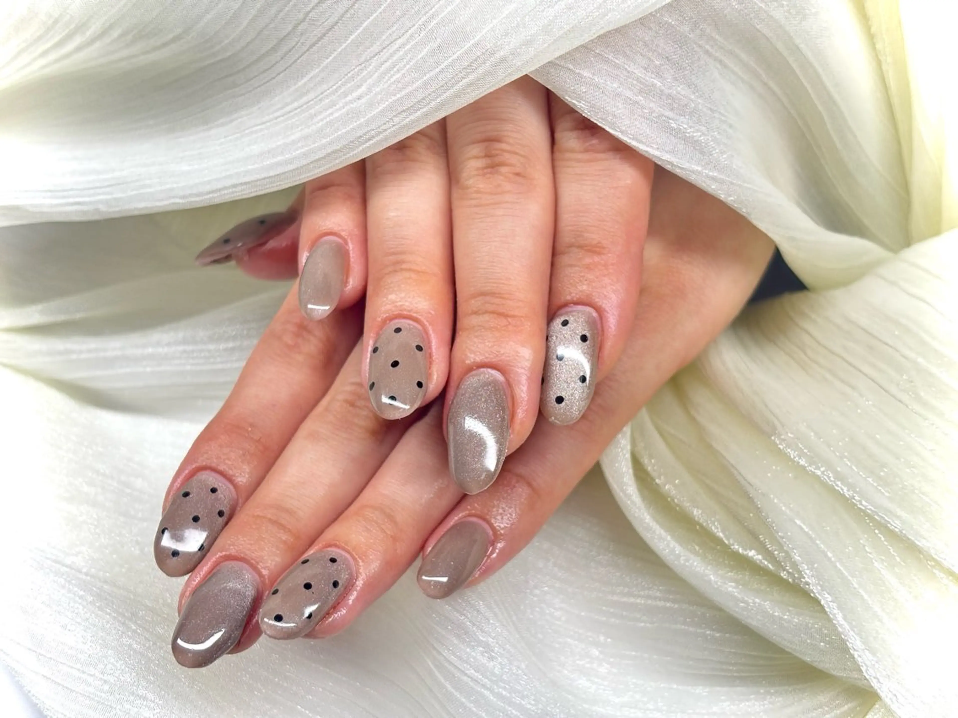 ミディアム ハンドネイル GG houseのネイルデザイン