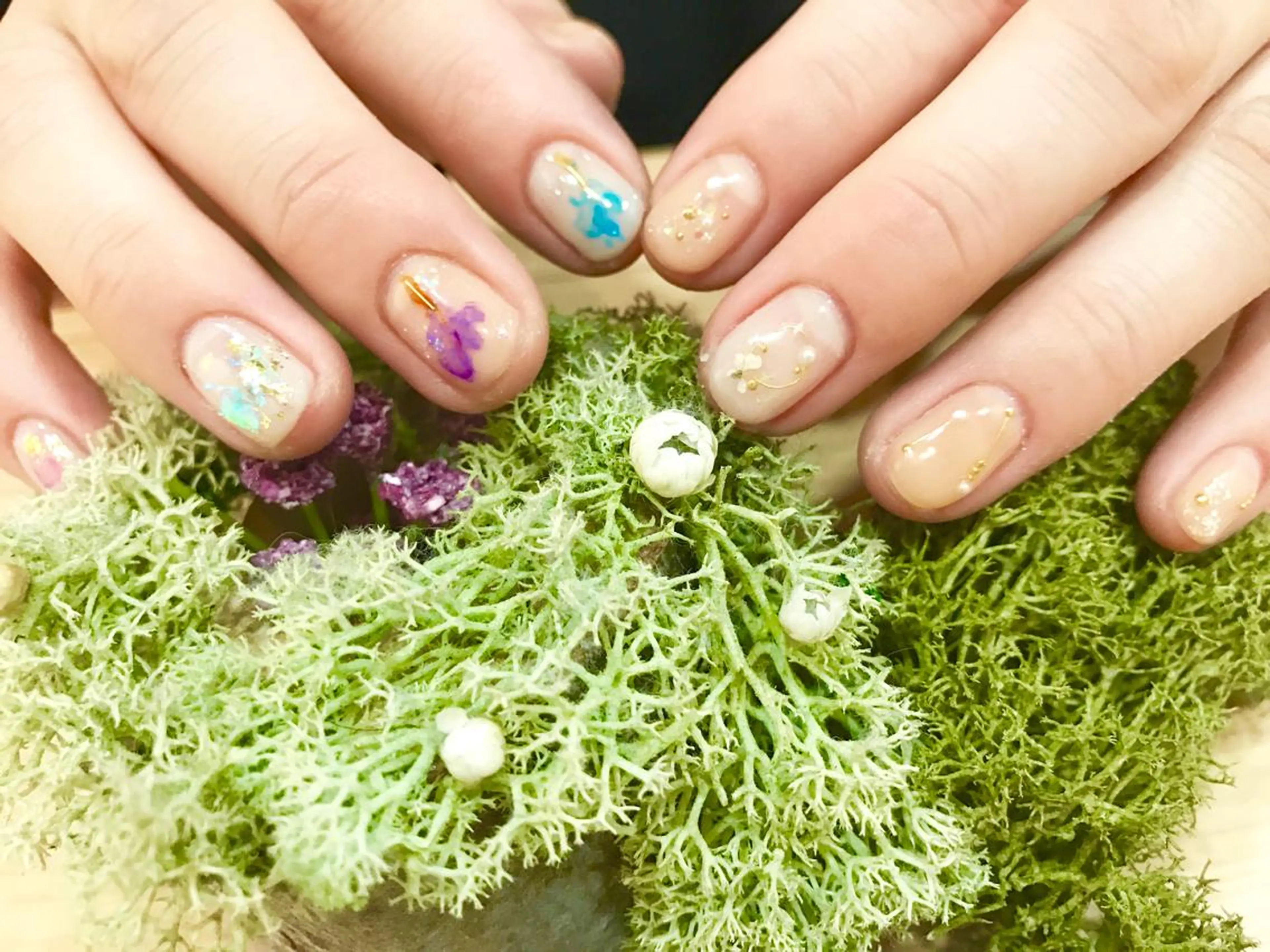 ネイル フラワーネイル ニュアンスネイル Re Pearl～コーディネートサロン～ 市駅前店所属・NARUMI HYODOのネイルデザイン