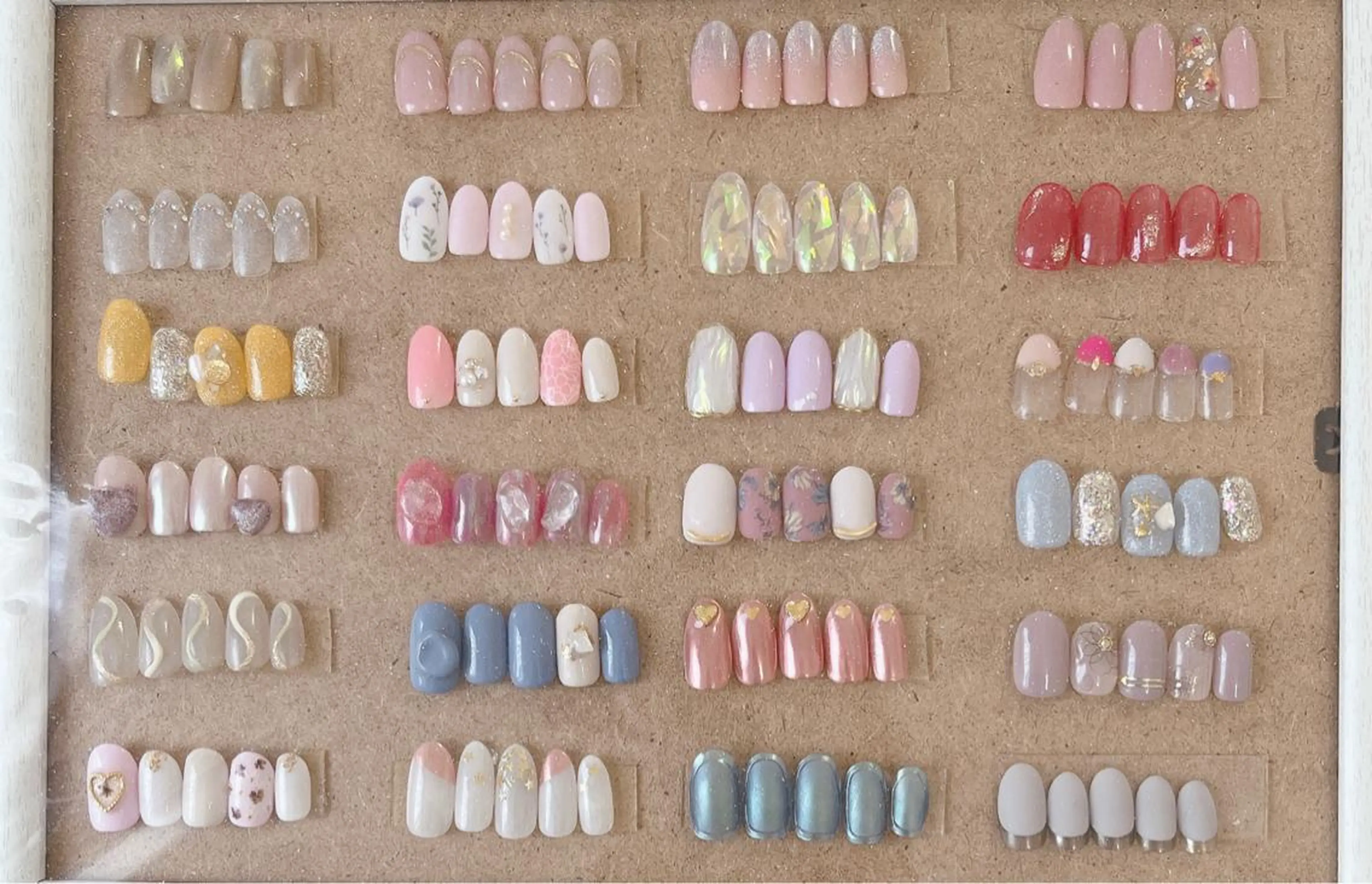 ネイル Air+<PLUS>森下店所属・橋本 朋佳のマツエク・マツパデザイン