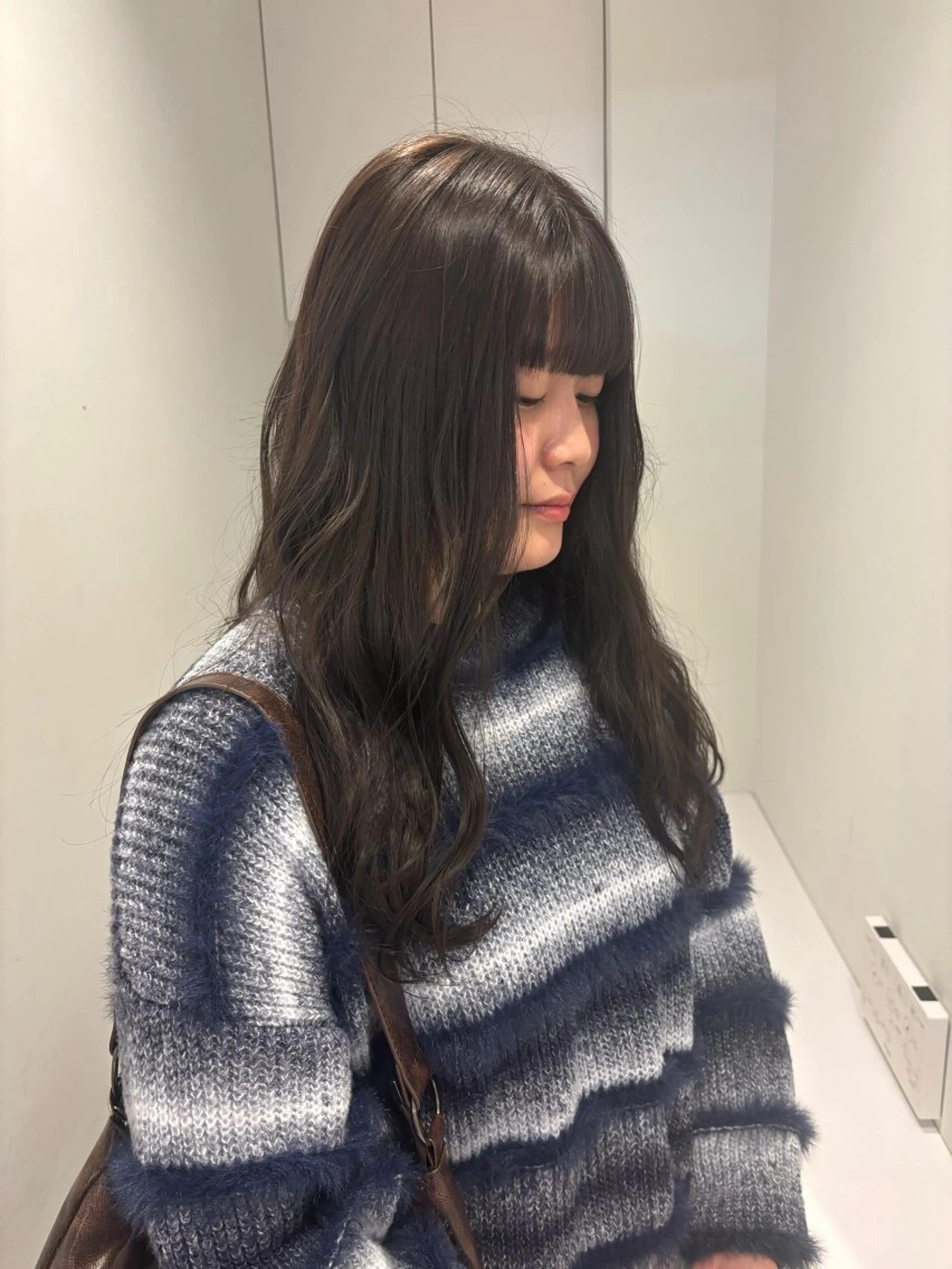 ロング ヘアカラー リン🔔ボブ cut ベージュカラー🤎のヘアスタイル