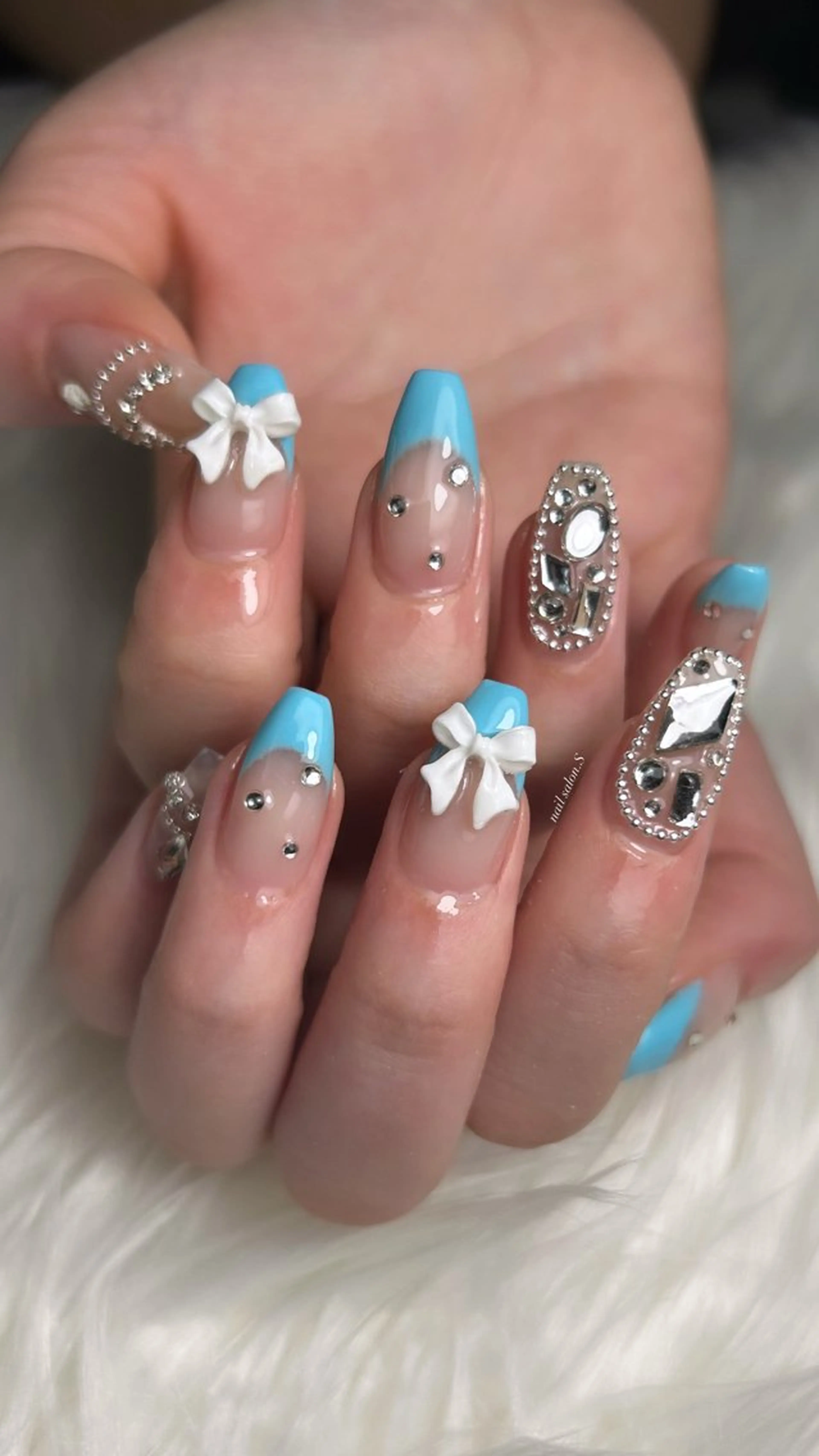 ネイル ジェルネイル 持ち込み スカルプネイル ハンドネイル 関山 志乃のネイルデザイン