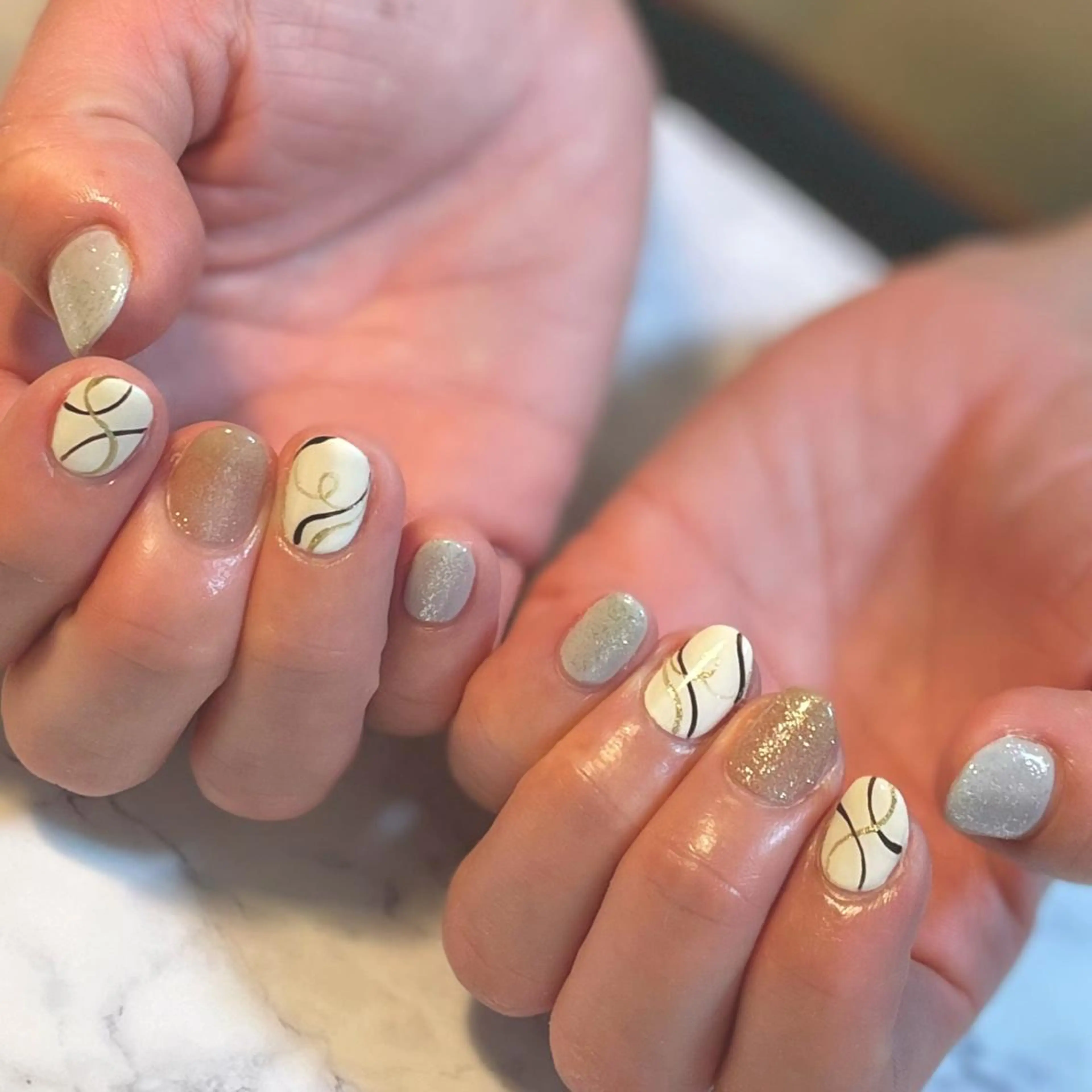 ネイル KOMINE TOMOKOのネイルデザイン