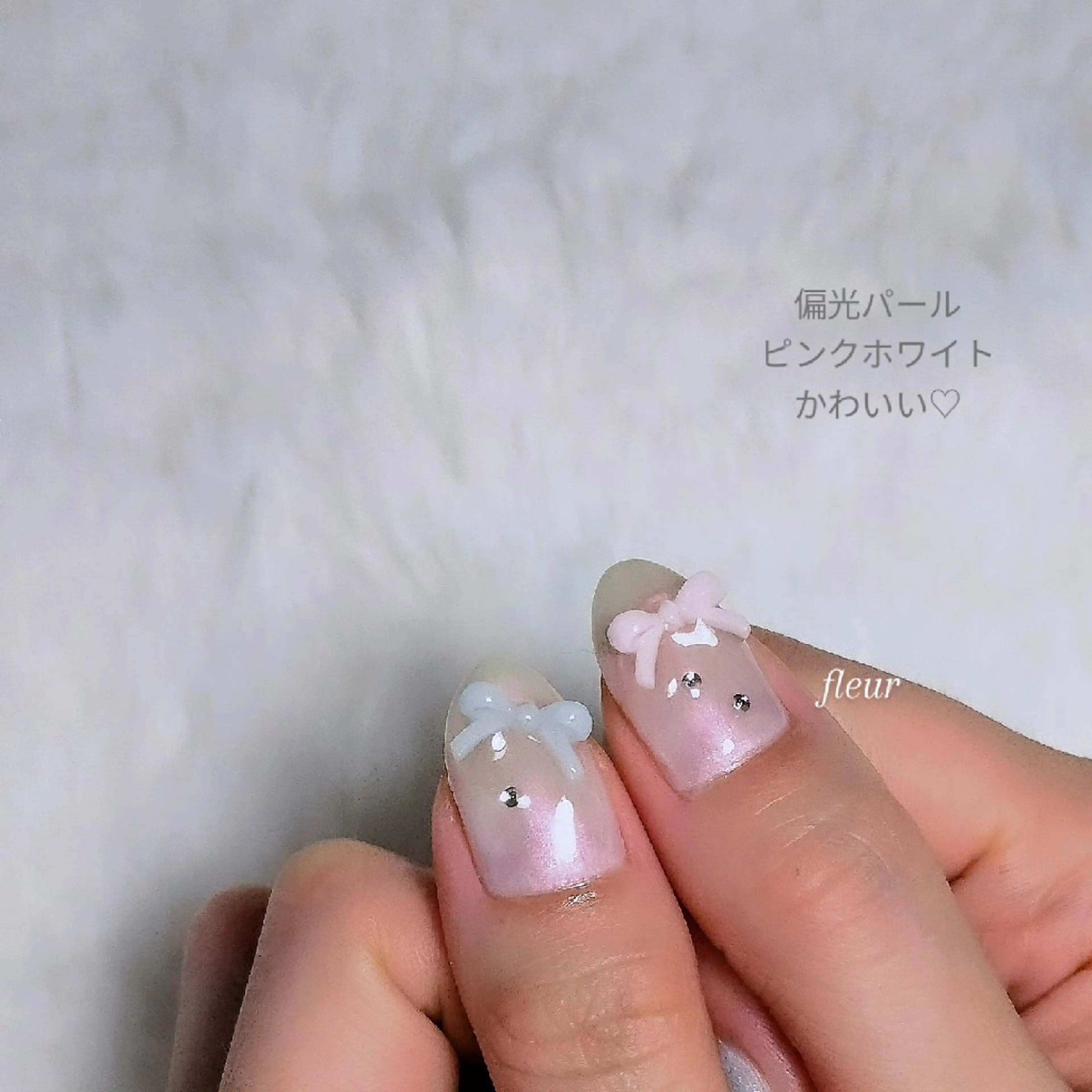 ネイル ワンカラーネイル リボン megumi. sのネイルデザイン