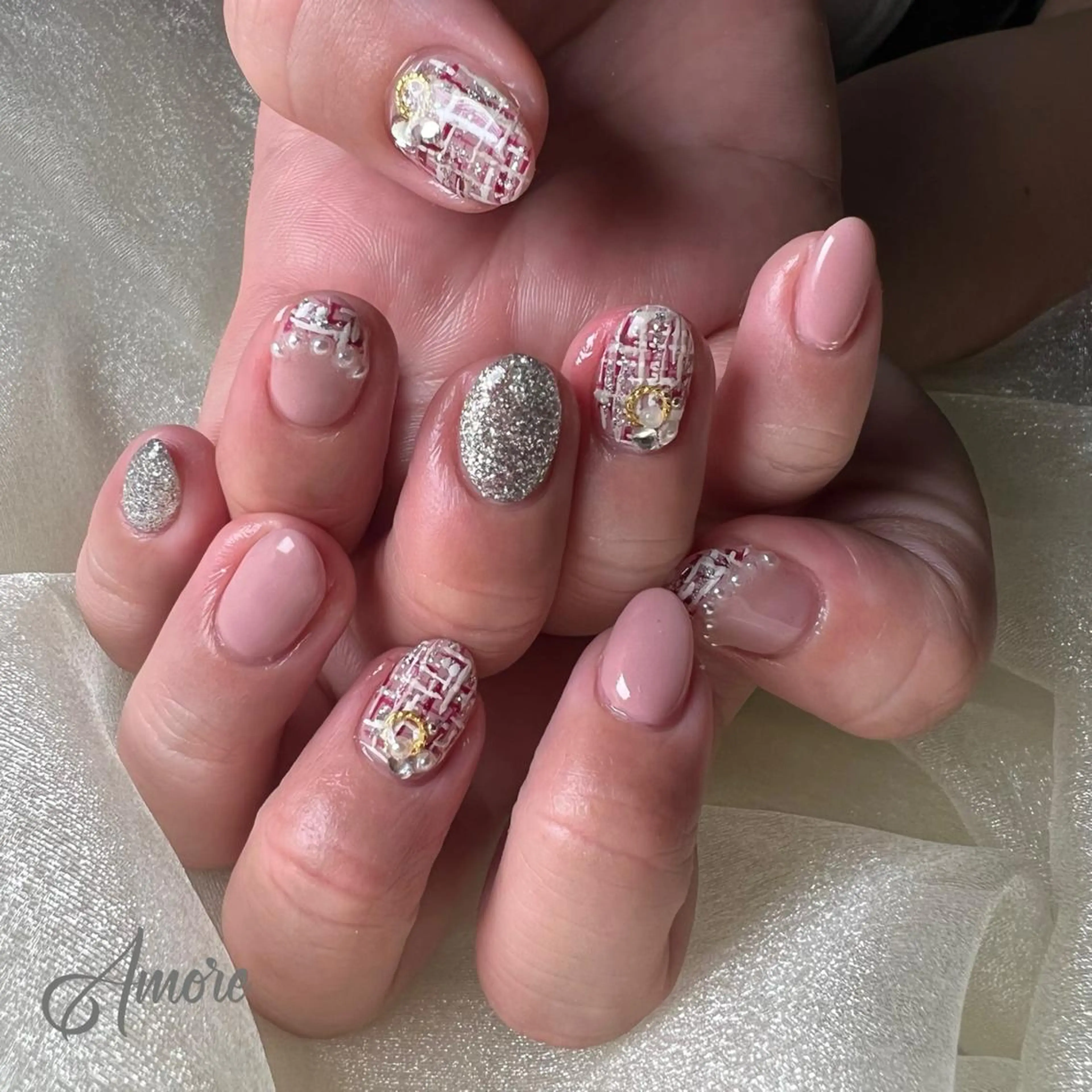 ネイル ジェルネイル 氷ネイル・うるうるネイル マグネットネイル ミラーネイル ニュアンスネイル You kyehwaのネイルデザイン