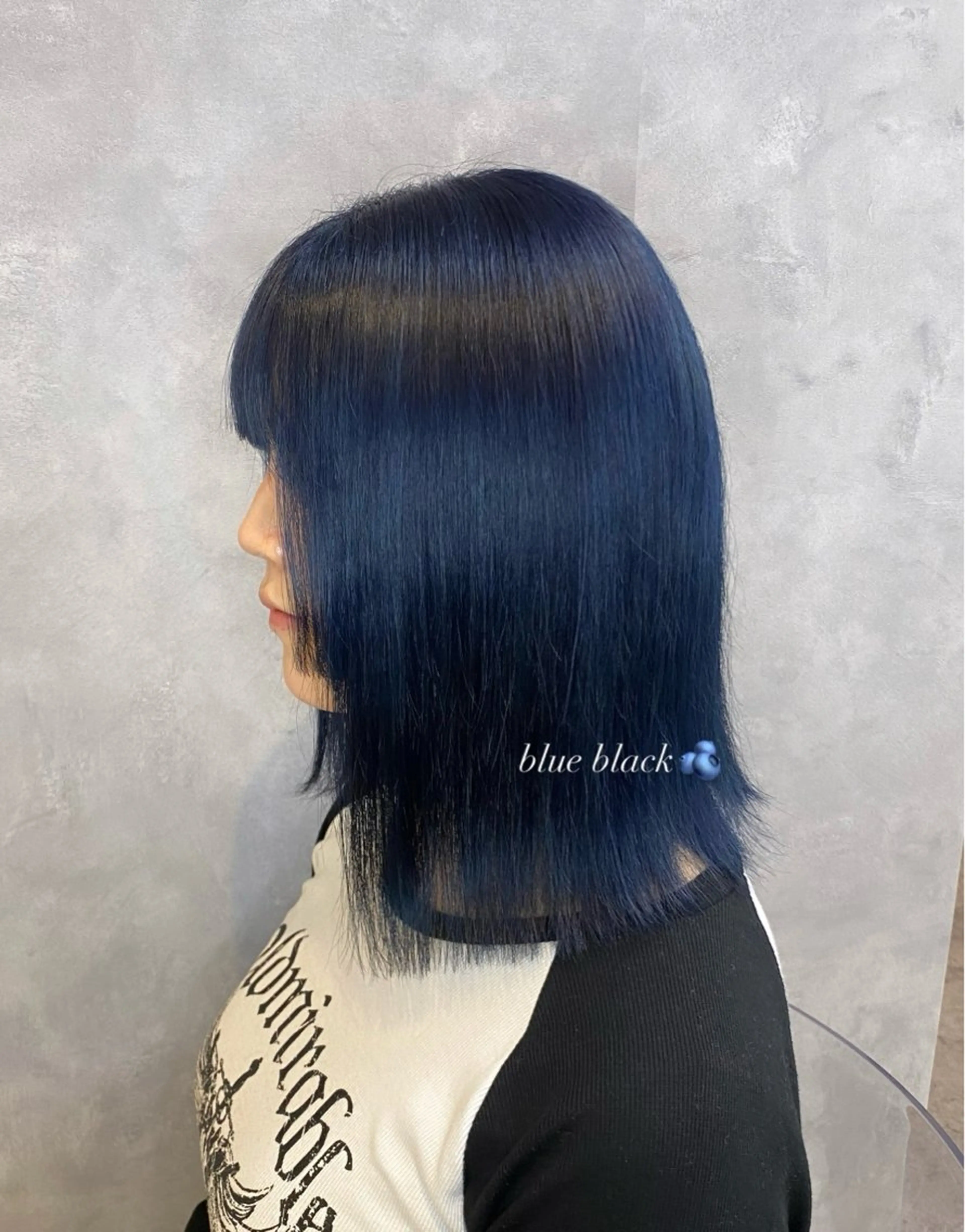 ミディアム カラー ネイビーカラー grow本八幡 横溝愛梨のヘアスタイル