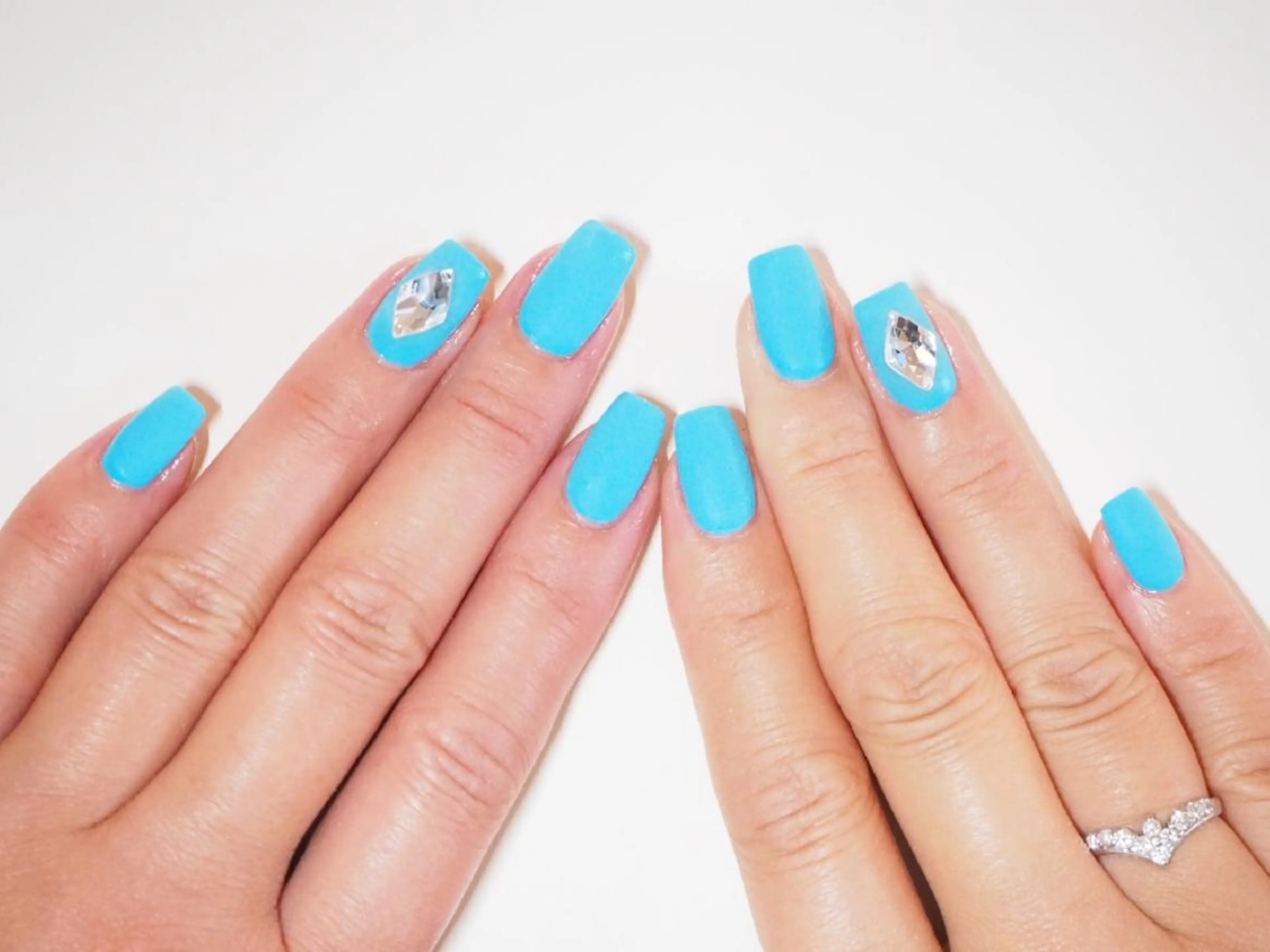 ネイル マットネイル ストーンネイル ConneQt所属・ETHOSENSE. kimikaのネイルデザイン