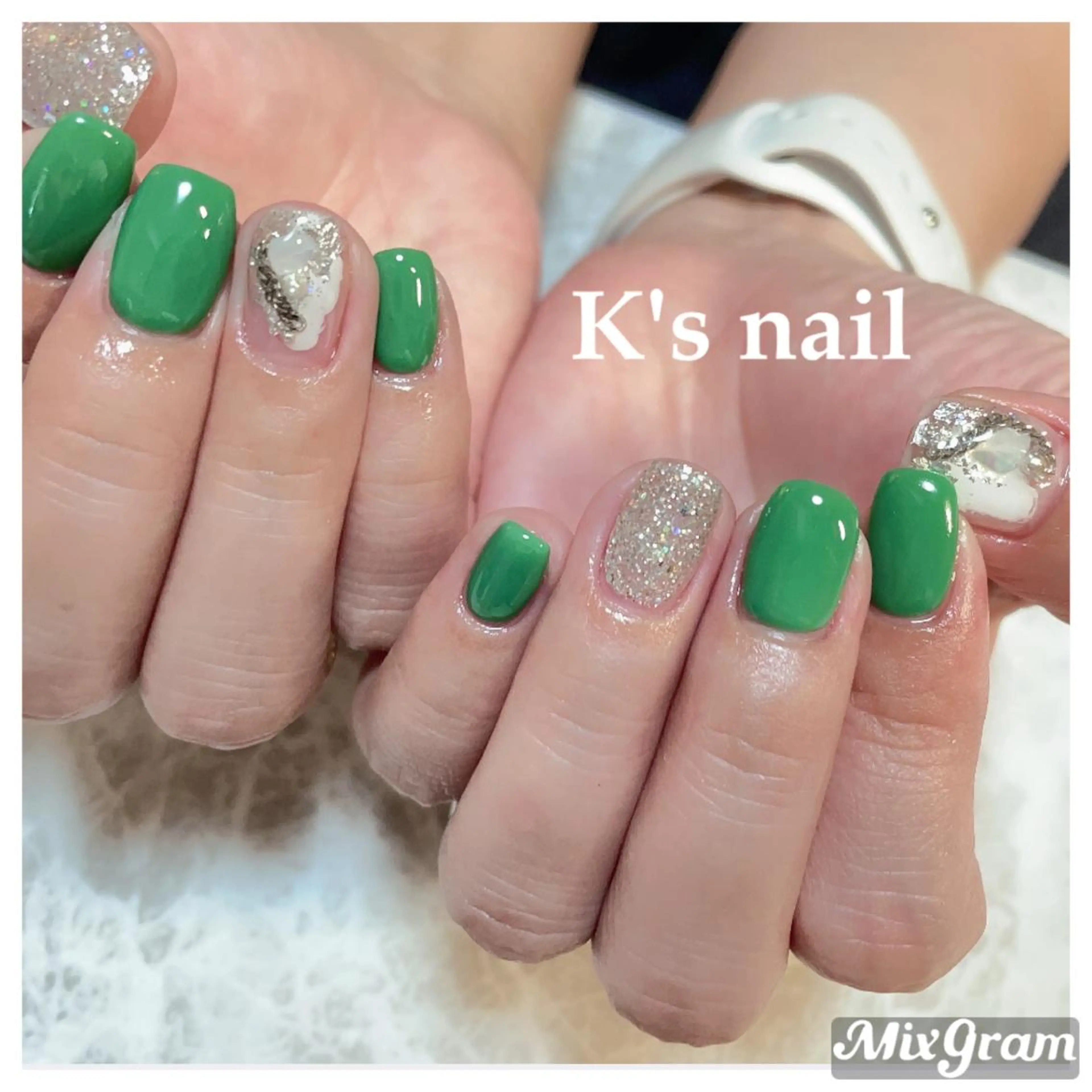 ネイル グリーン ニュアンスネイル ハンドネイル K's nail kotoeのネイルデザイン
