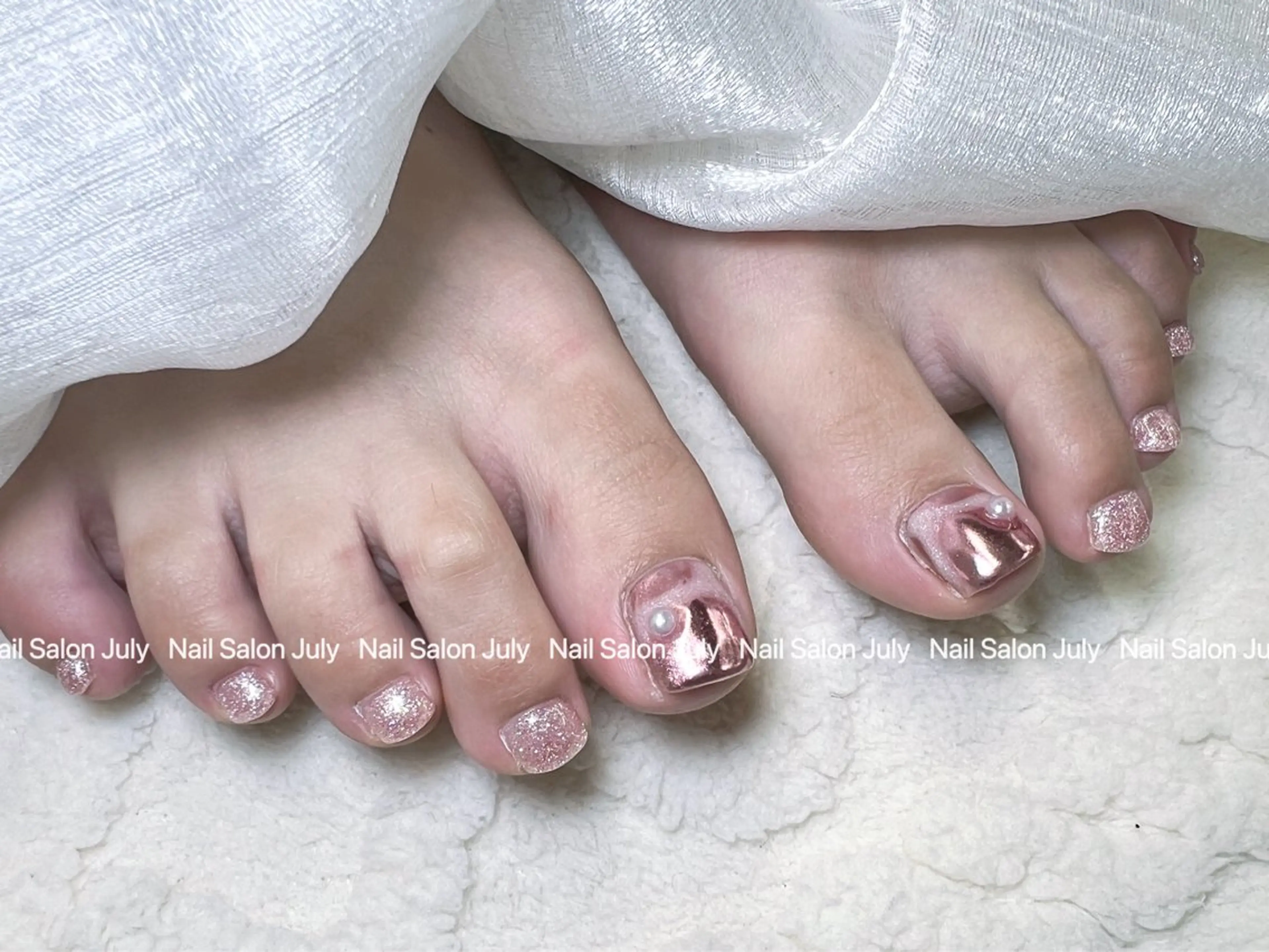 ネイル アートネイル オーロラネイル ジェルネイル ガーリー キラキラネイル July モモのネイルデザイン