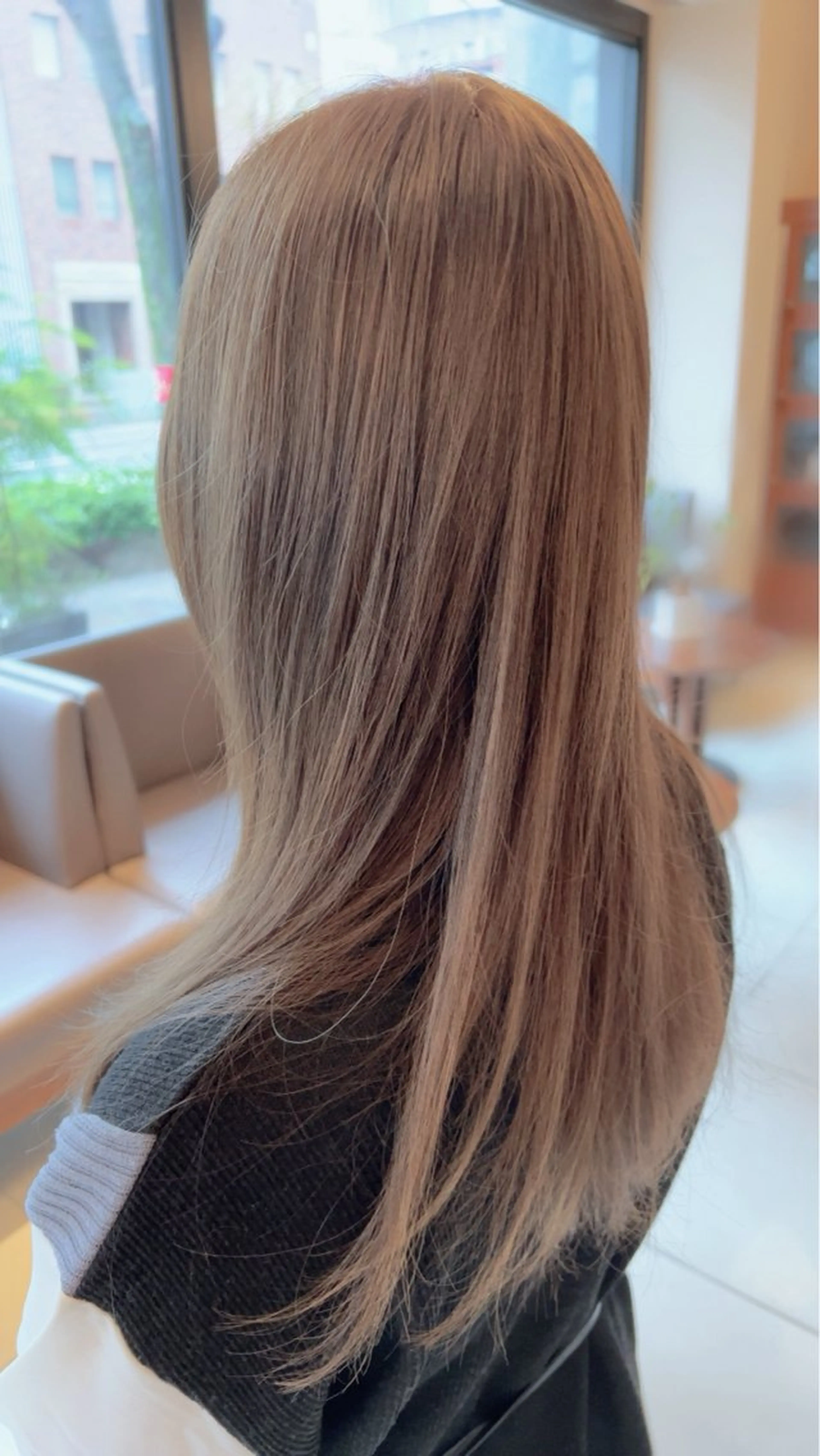 カット+フルカラーの写真