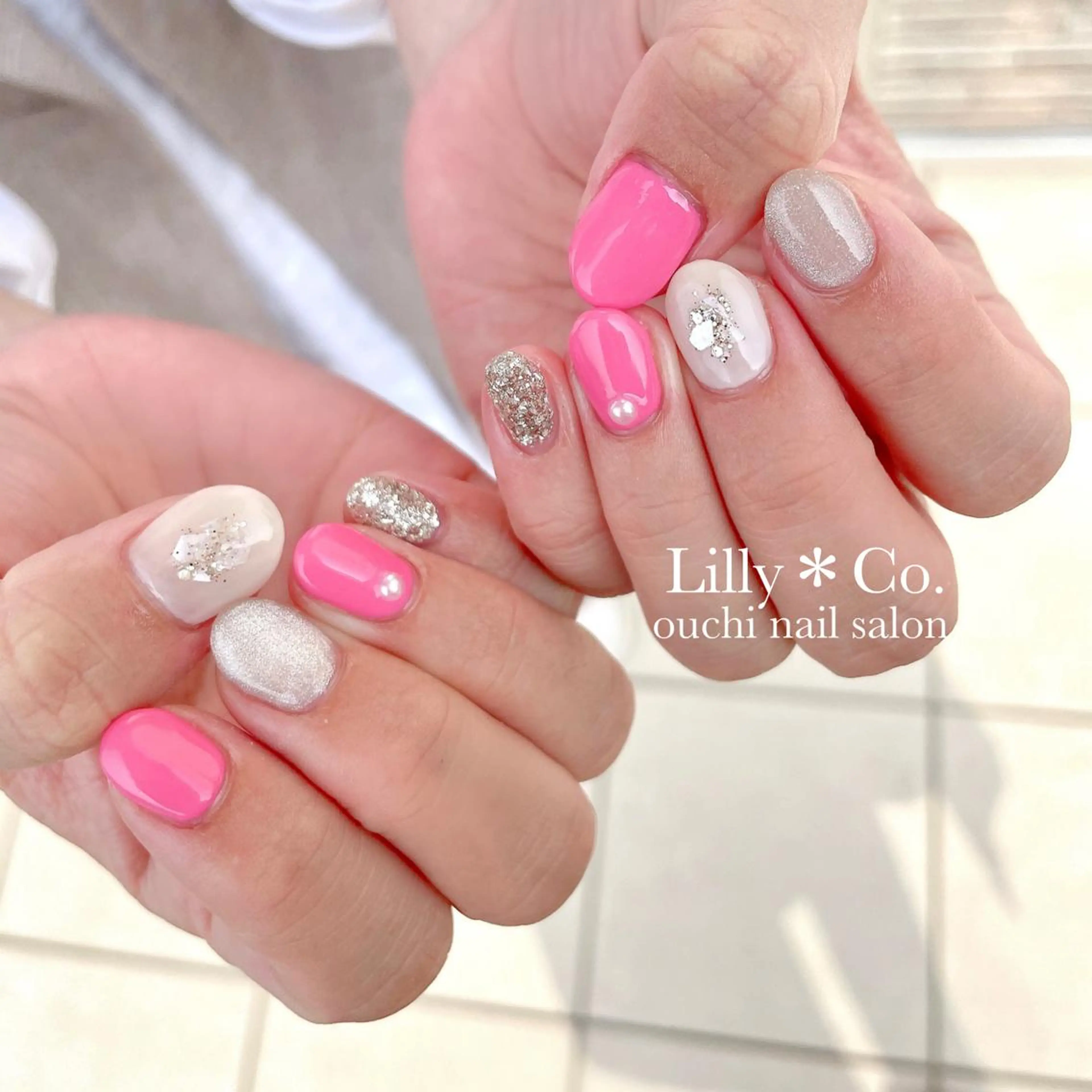 ネイル ガーリー ハンドネイル ハンドケア Lilly Co.のネイルデザイン