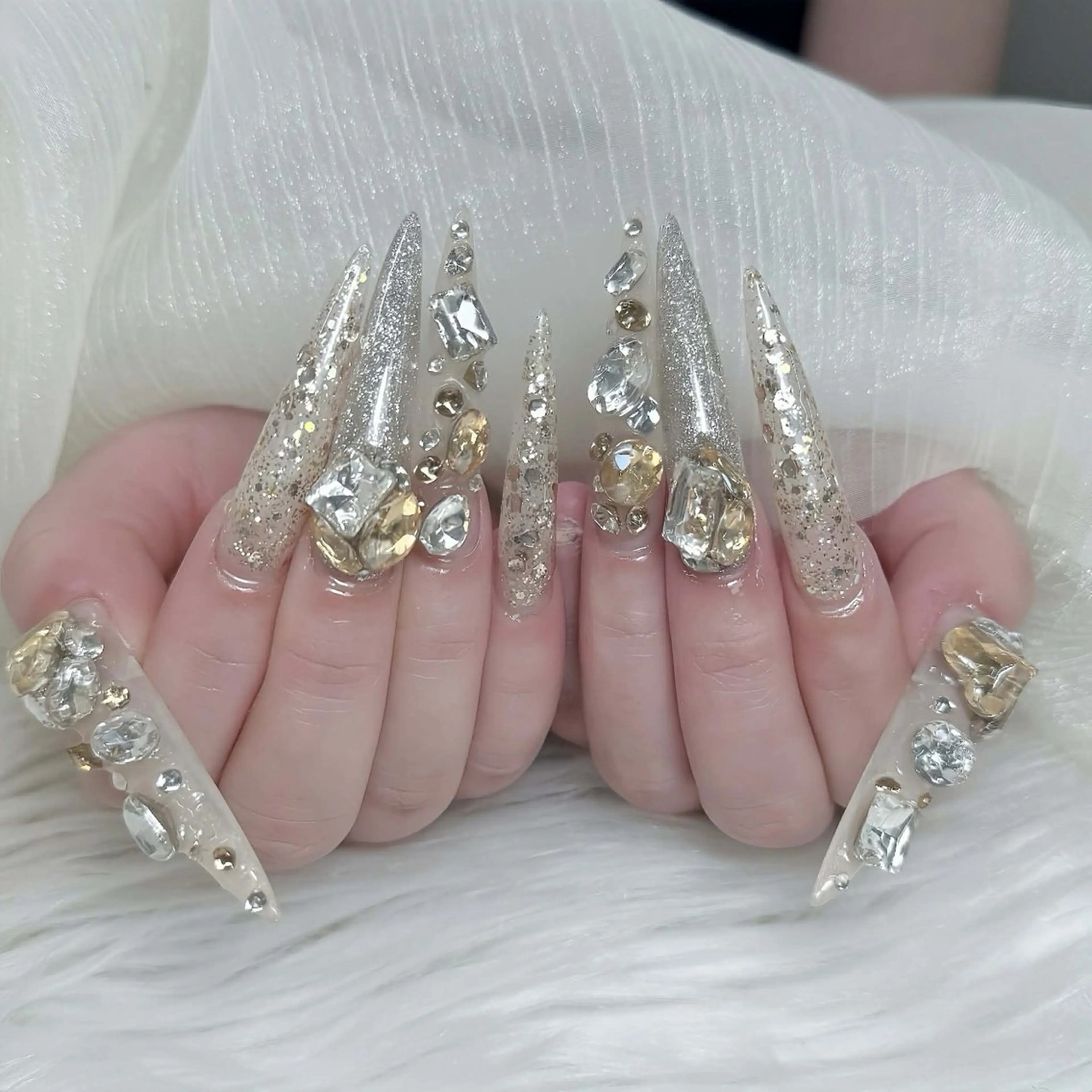 ネイル ハンドネイル いちご chan novaのネイルデザイン