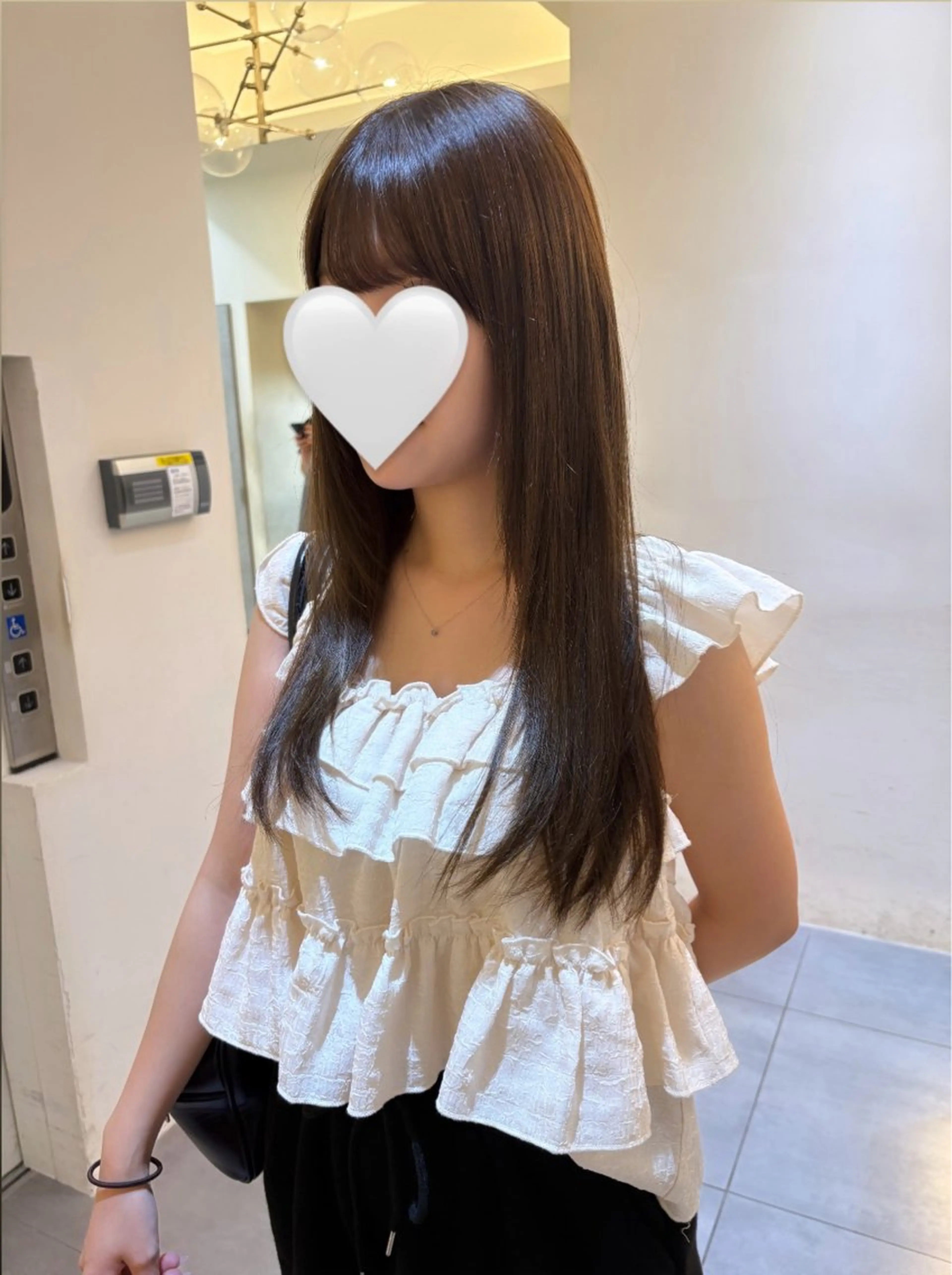 ロング カラー グレージュ レイヤーカット カット ヘアカラー トリートメント nok所属・レイヤー/ベージュ/ どますず🌺のヘアスタイル