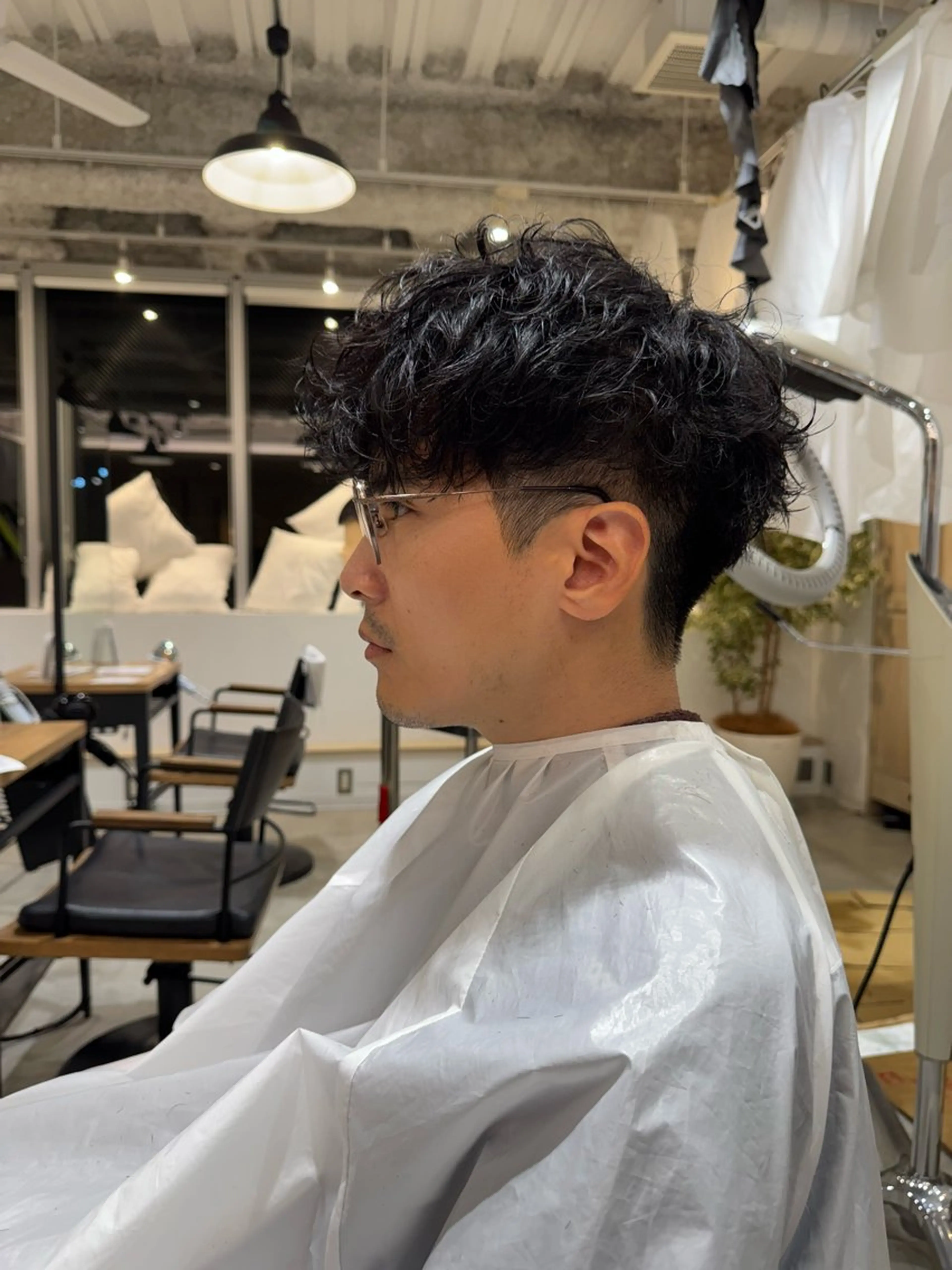 メンズ カット パーマ 🐋湊 ゆうき /ショートカット🫧のヘアスタイル