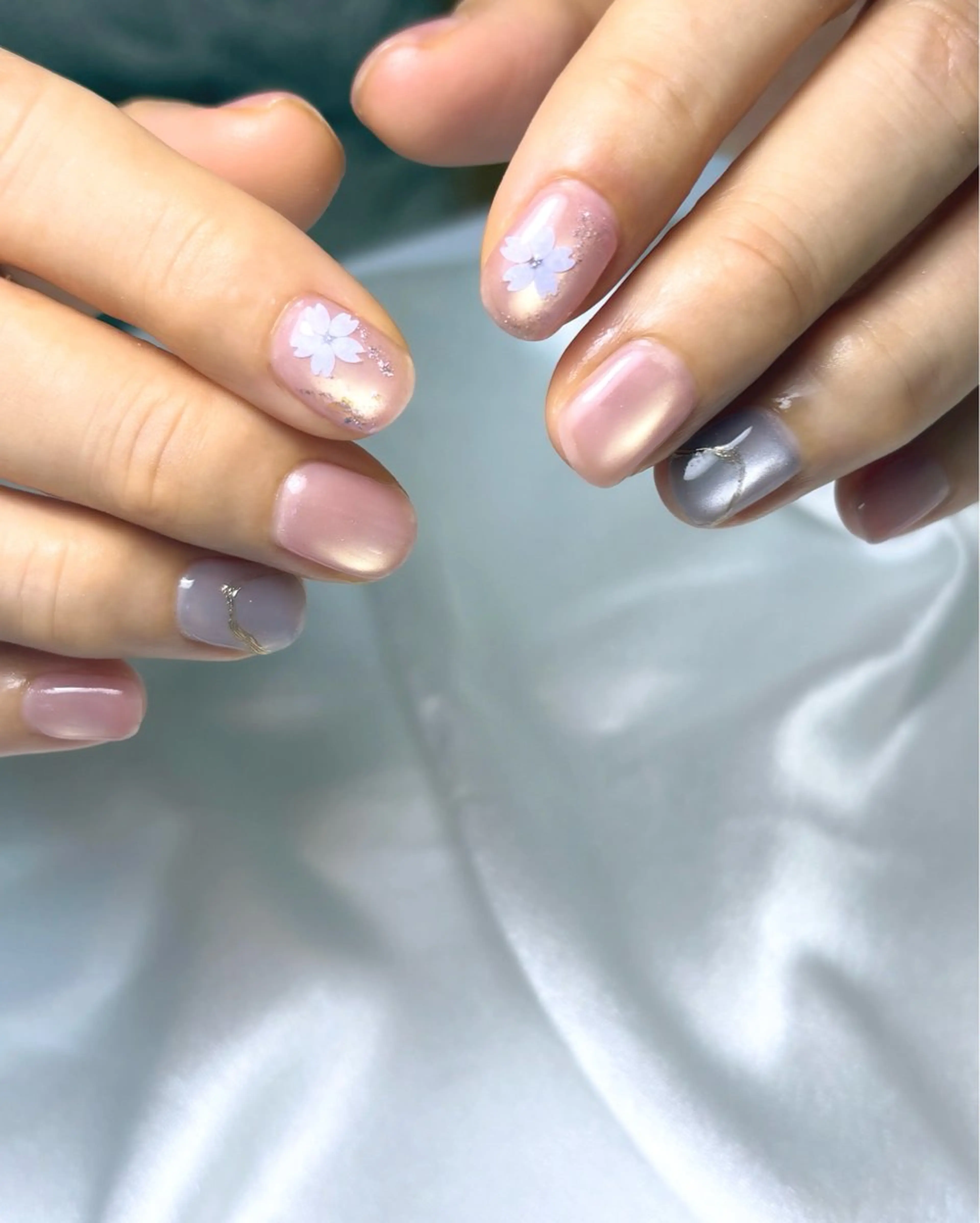 ネイル ブルー 桜ネイル ピンク 春ネイル ハンドネイル nailsalon Ecliaのネイルデザイン