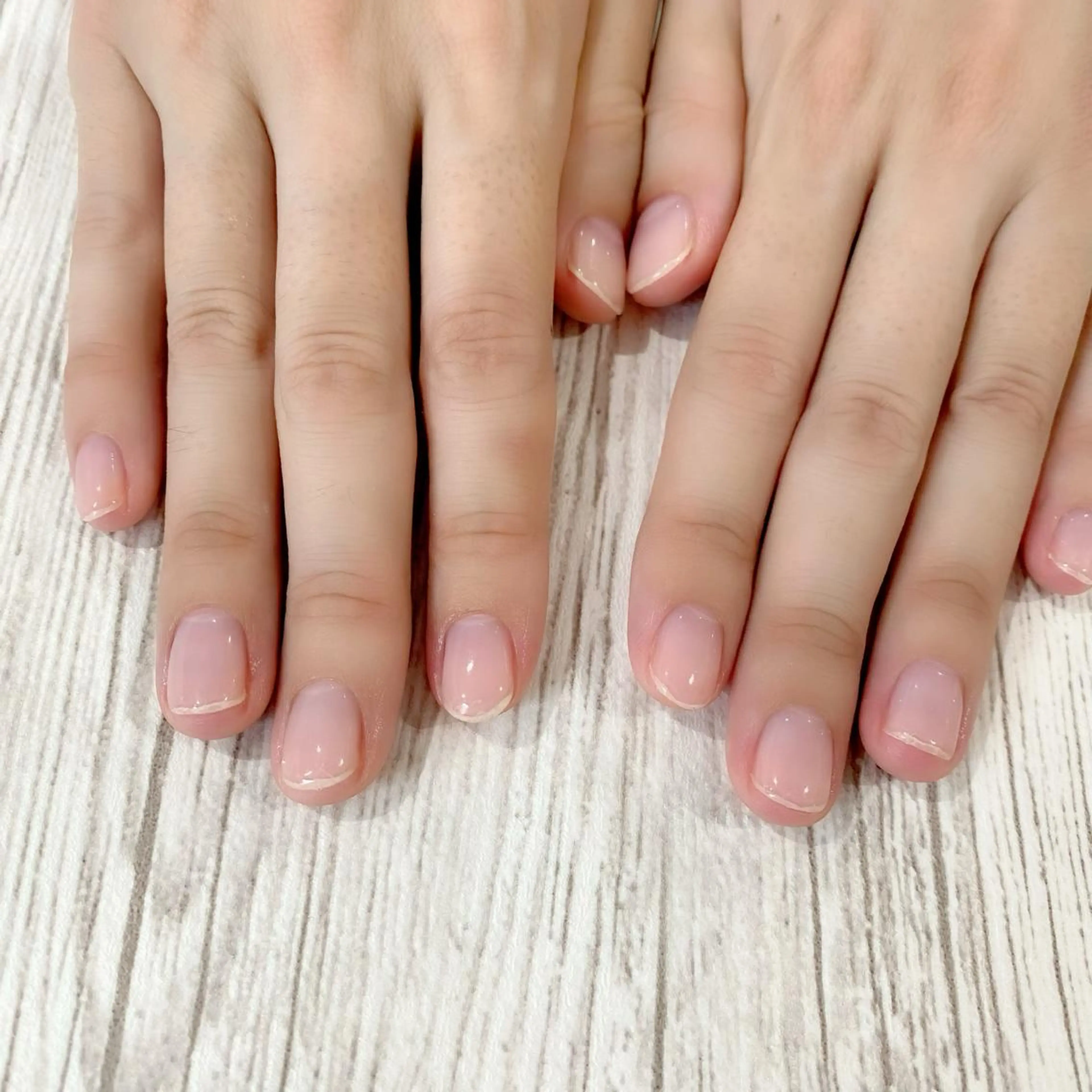 ショート カラー パーマ ヘアアレンジ メンズ キッズ ネイル マツエク・マツパ ショートヘア クリアネイル ジェルネイル パラジェル ショートネイル Salon Ｋのネイルデザイン