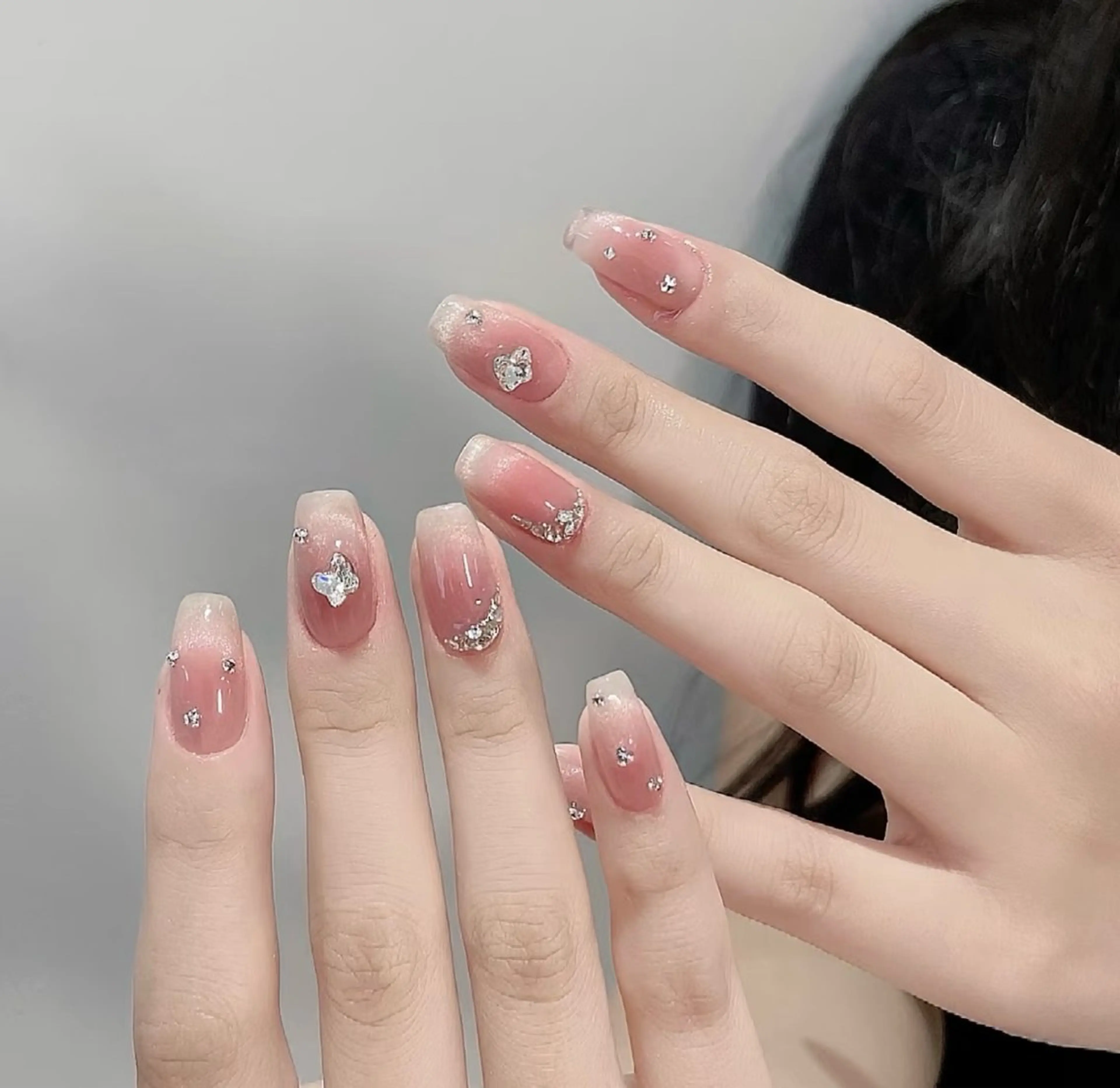 ネイル ハンドネイル queen nailのネイルデザイン