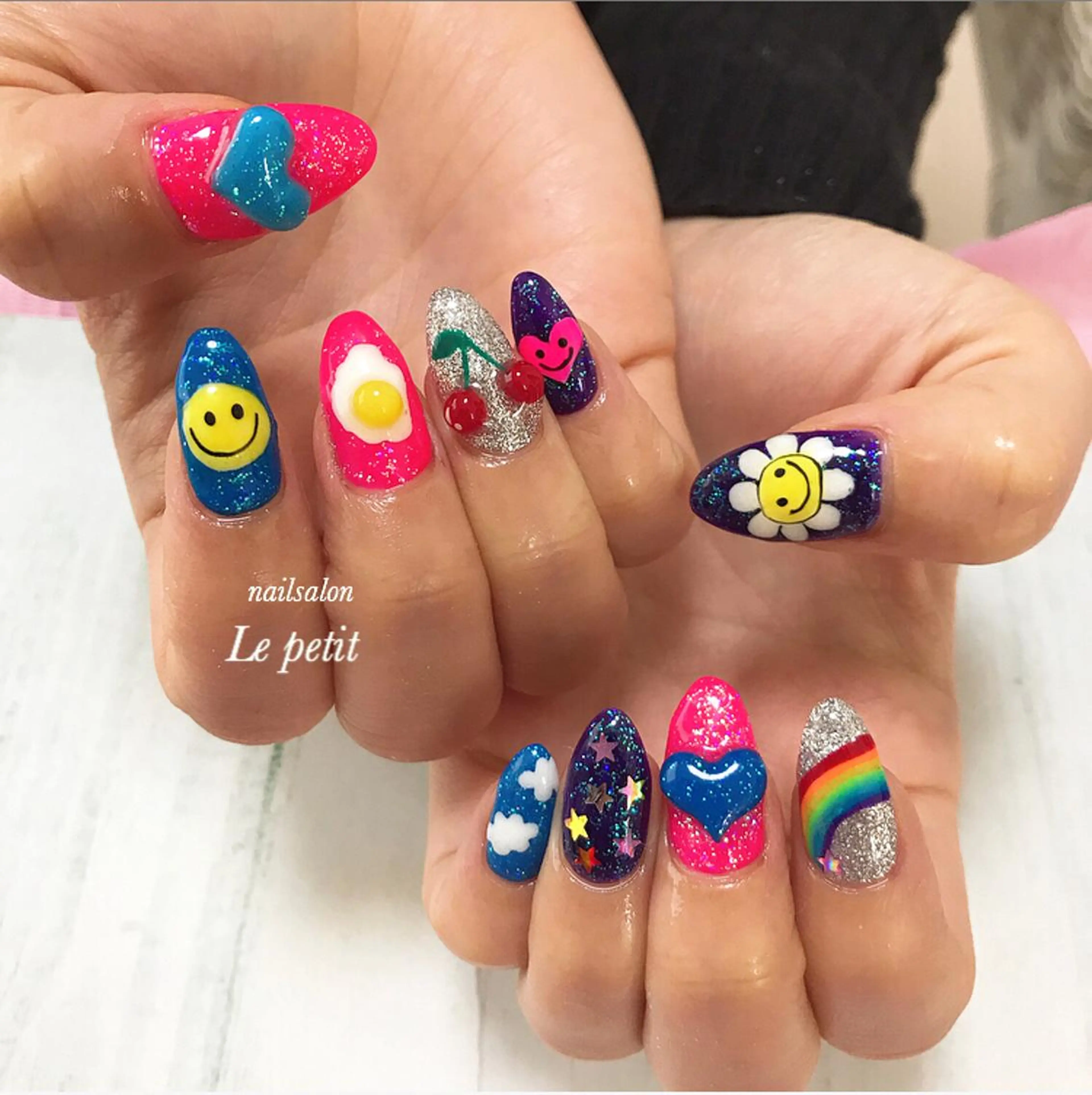 ネイル 石野 広佳のネイルデザイン