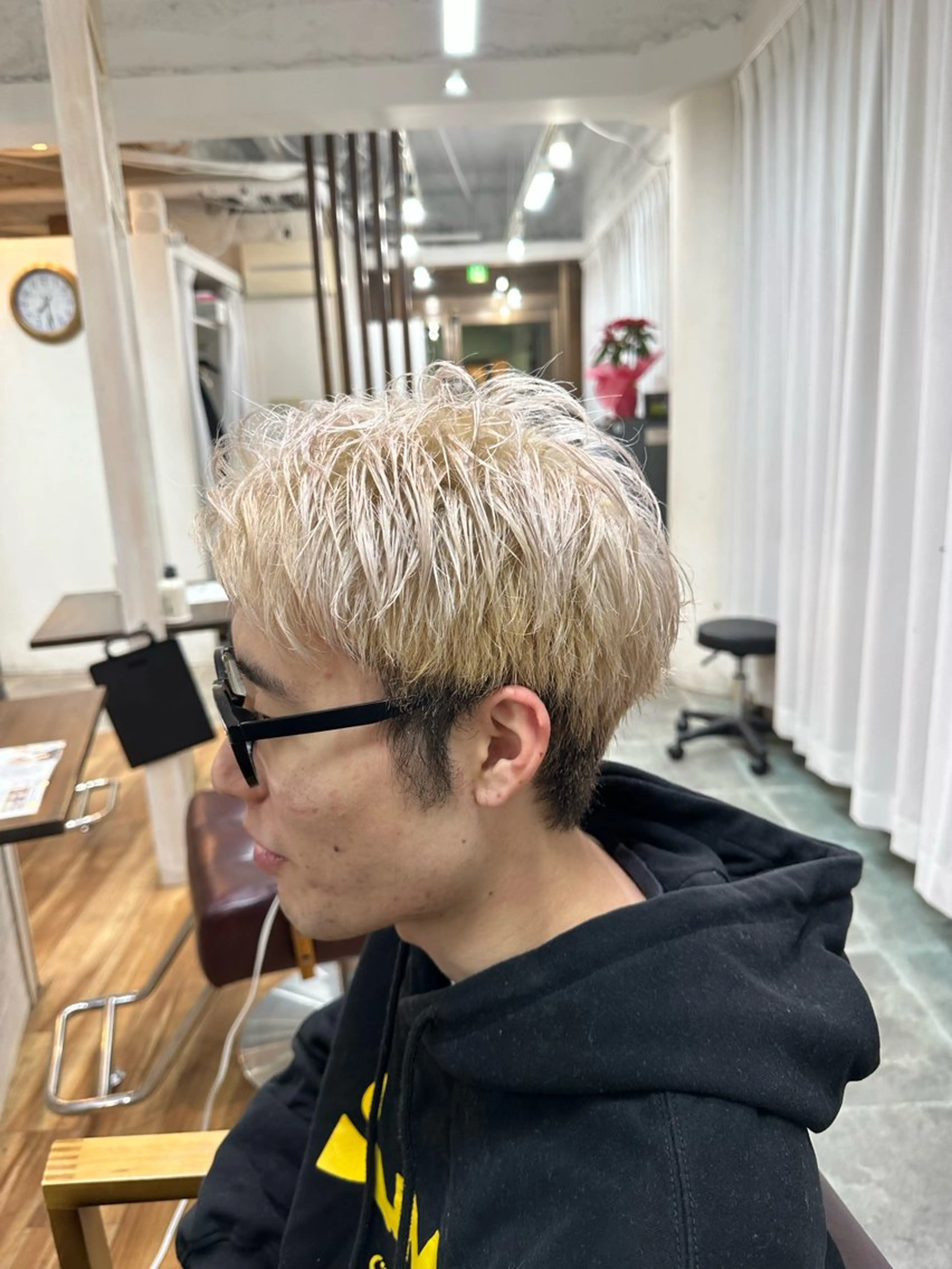 カラー メンズ メンズインナーカラー インナーカラー ヘアカラー トリートメント ヘアセット ALLENhair 森野太一のヘアスタイル