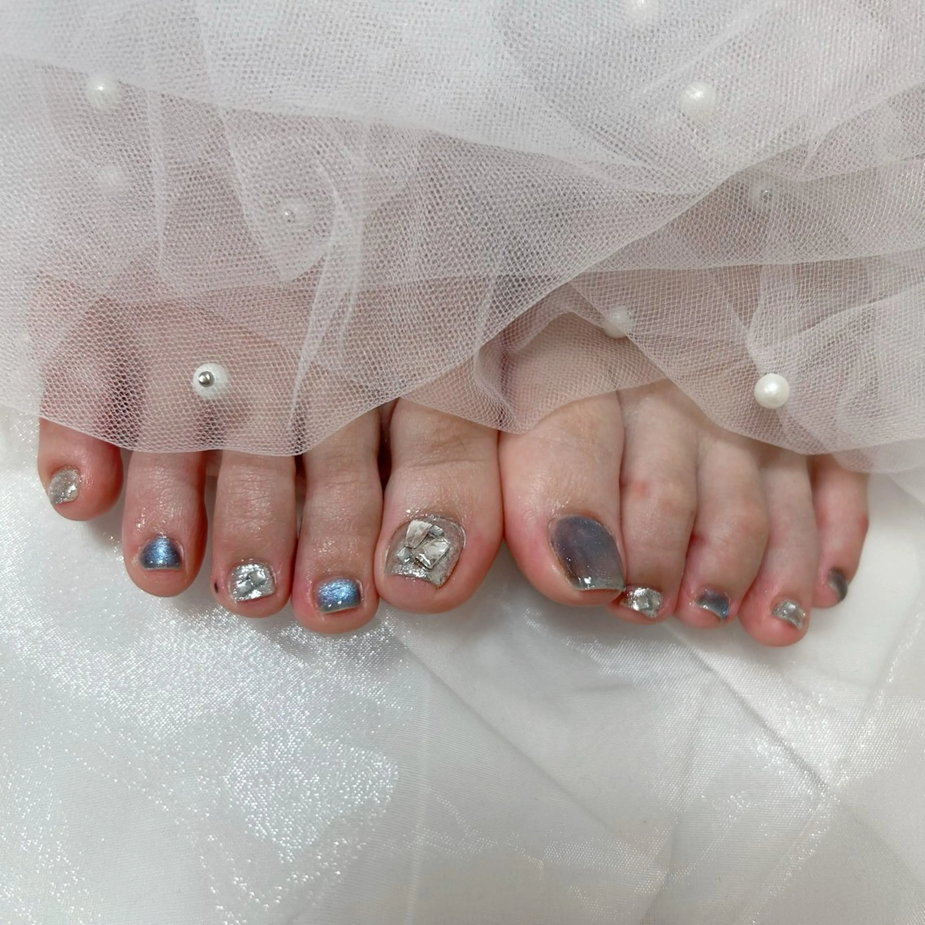 ネイル アートネイル ブルー キラキラネイル 持ち込み nico +所属・nico + 鷲野のネイルデザイン