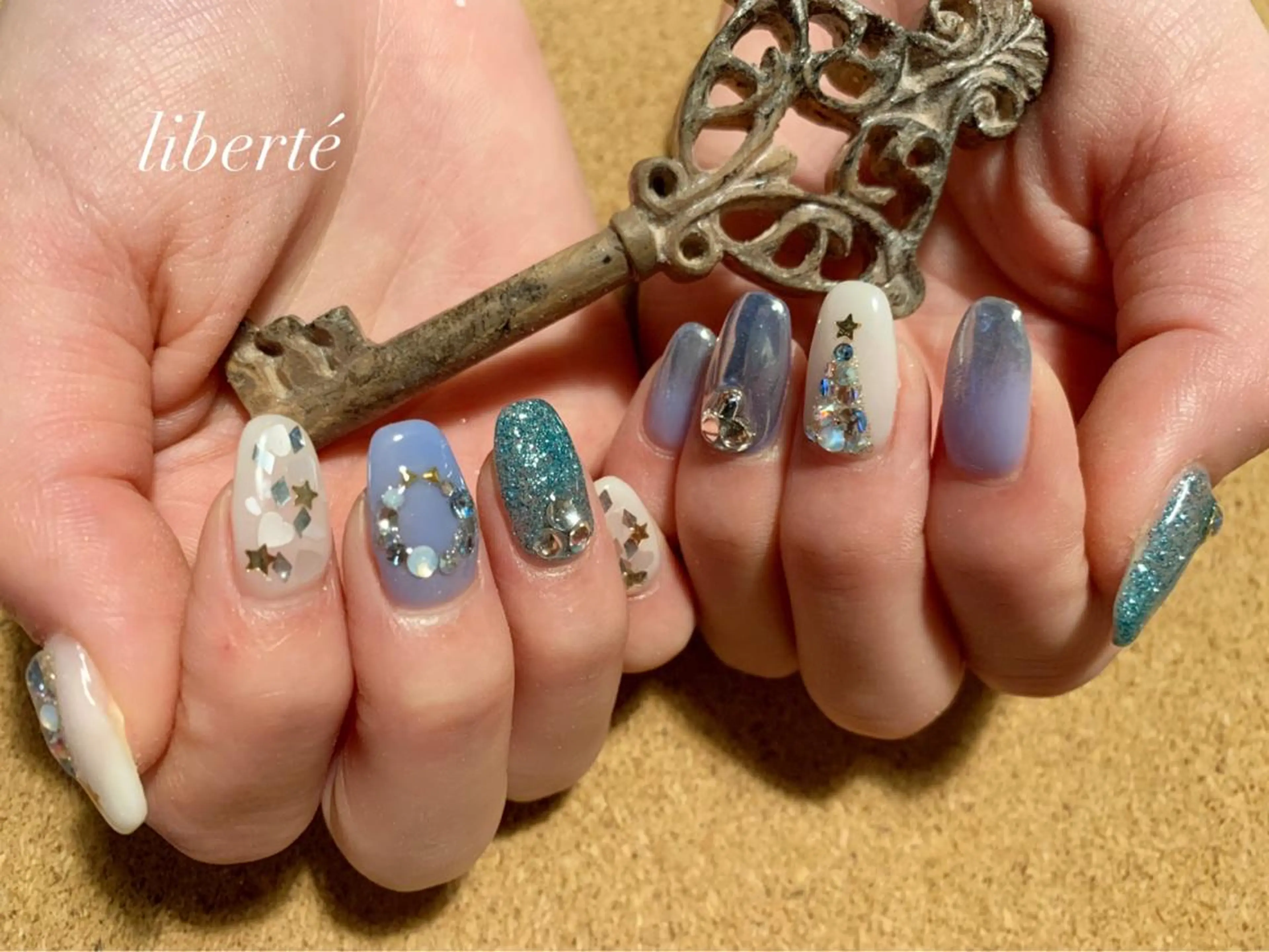 ネイル liberté (リベルテ)のネイルデザイン