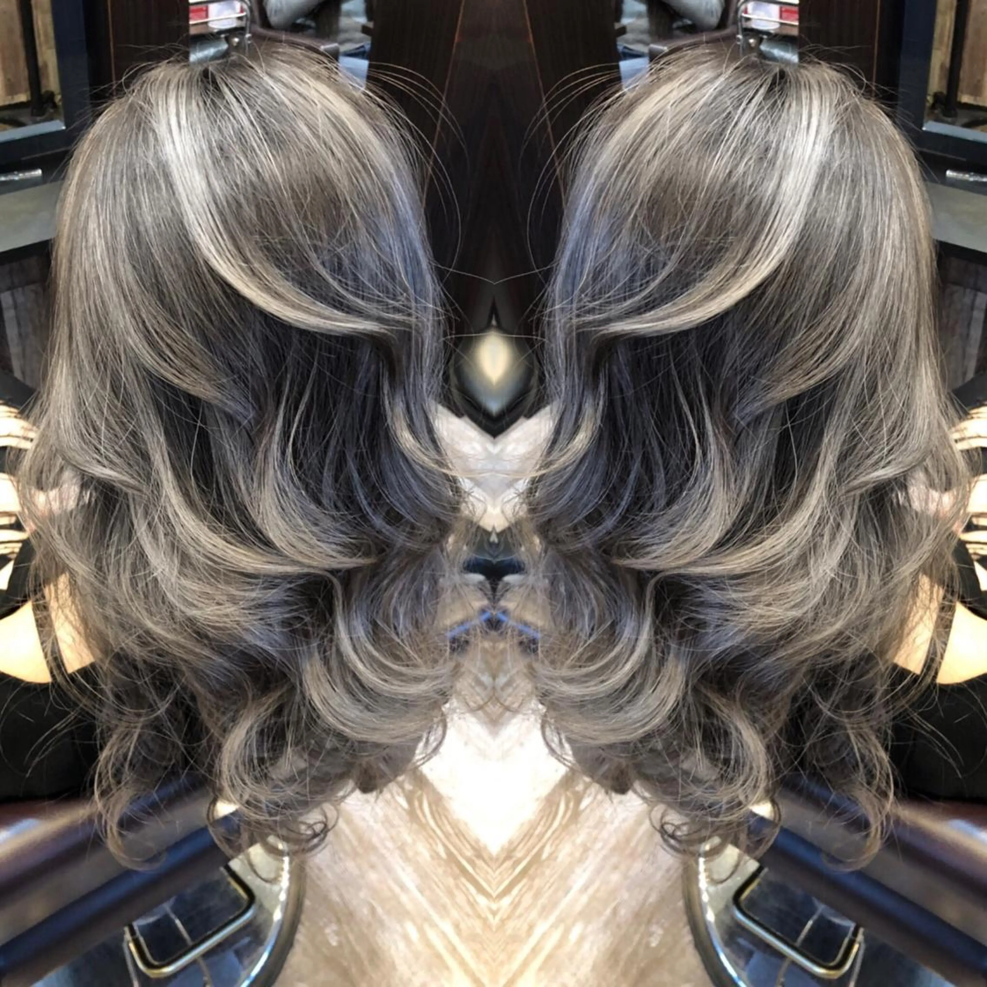 セミロング カラー KIRA スズキ タクヤ／店長のヘアスタイル