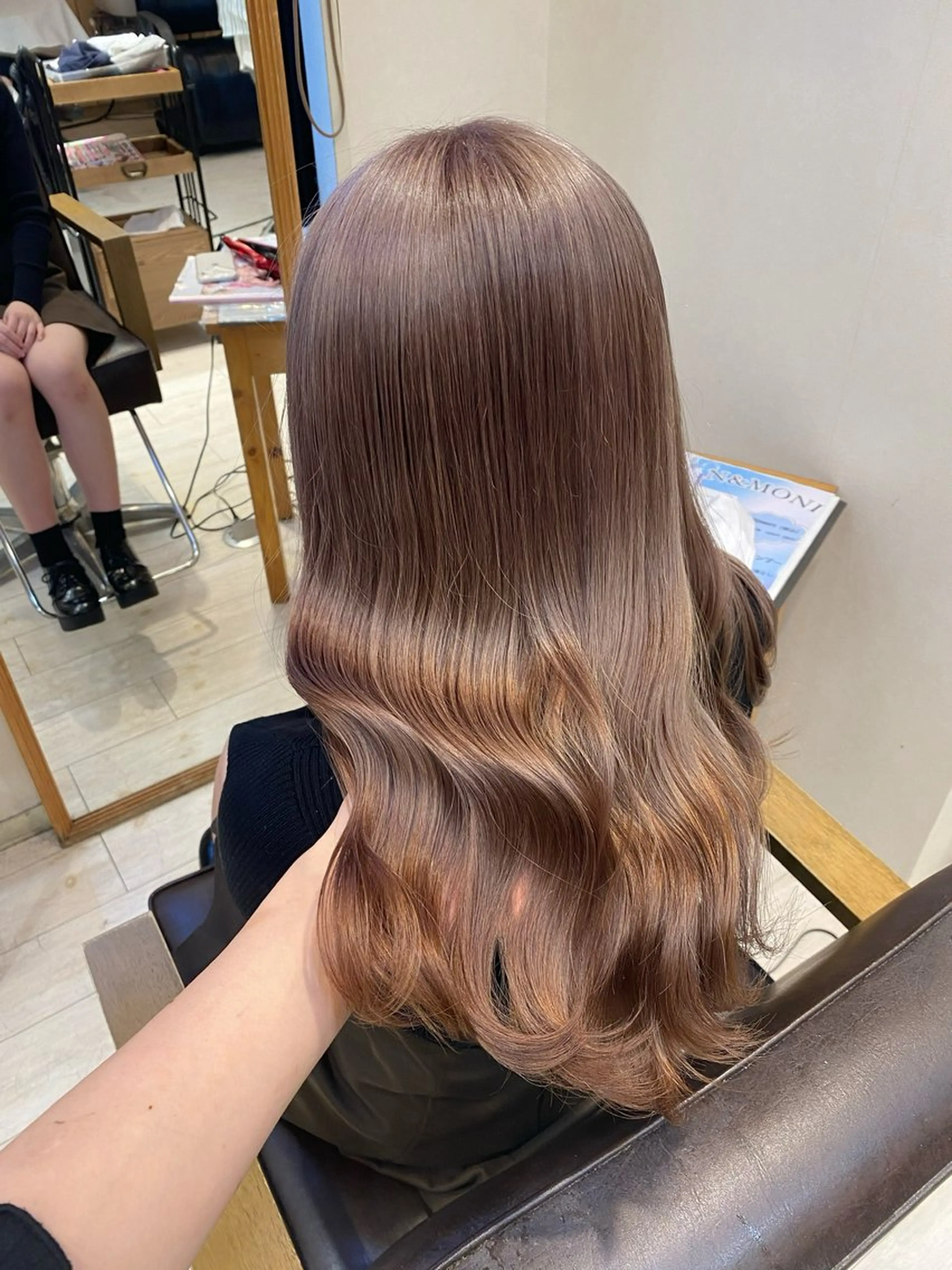 ロング 透明感カラー💖 Stylist佐藤澪のマツエク・マツパデザイン