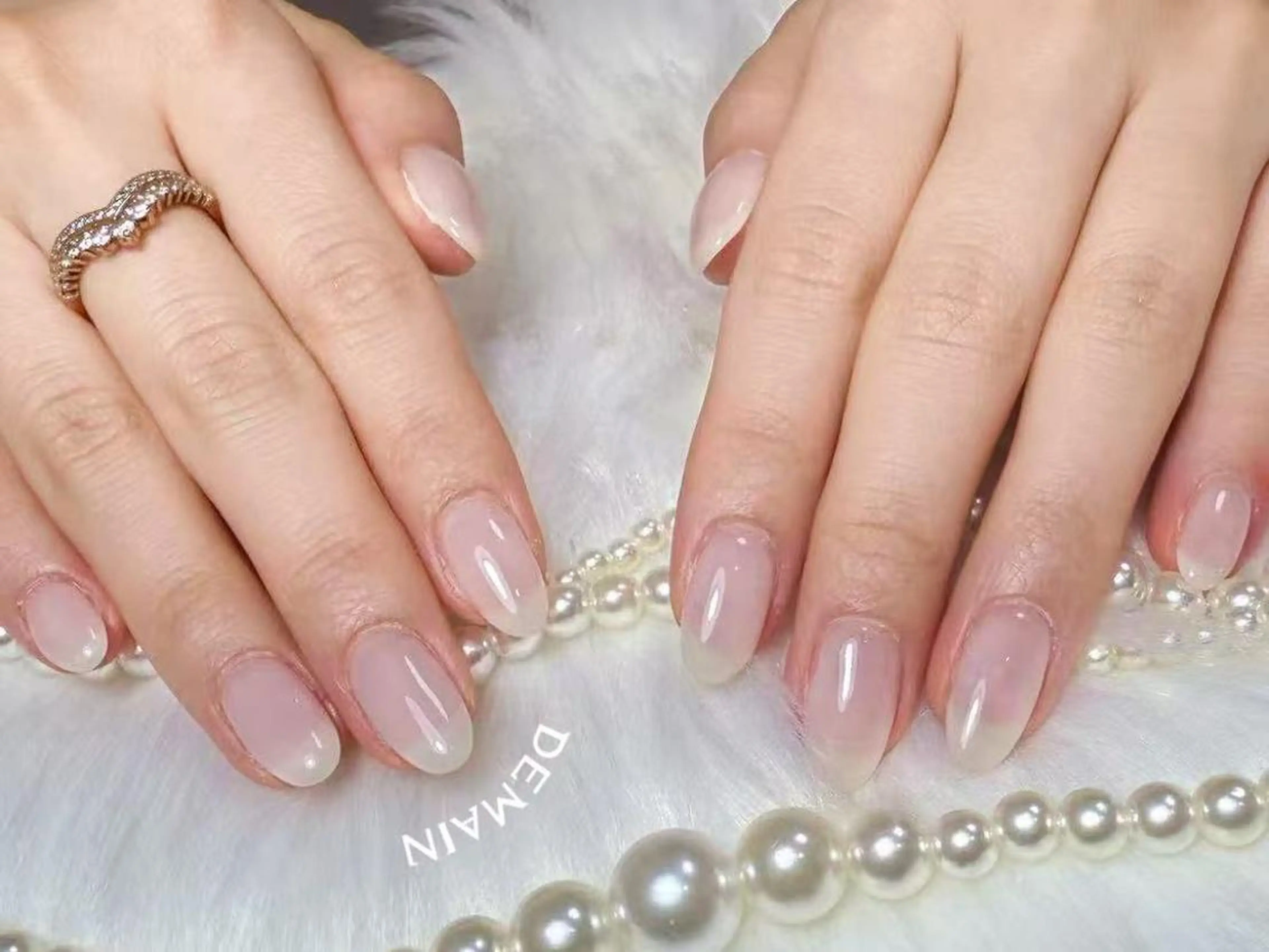 ネイル ハンドネイル ハンドケア DEMAIN- 🕊️のネイルデザイン