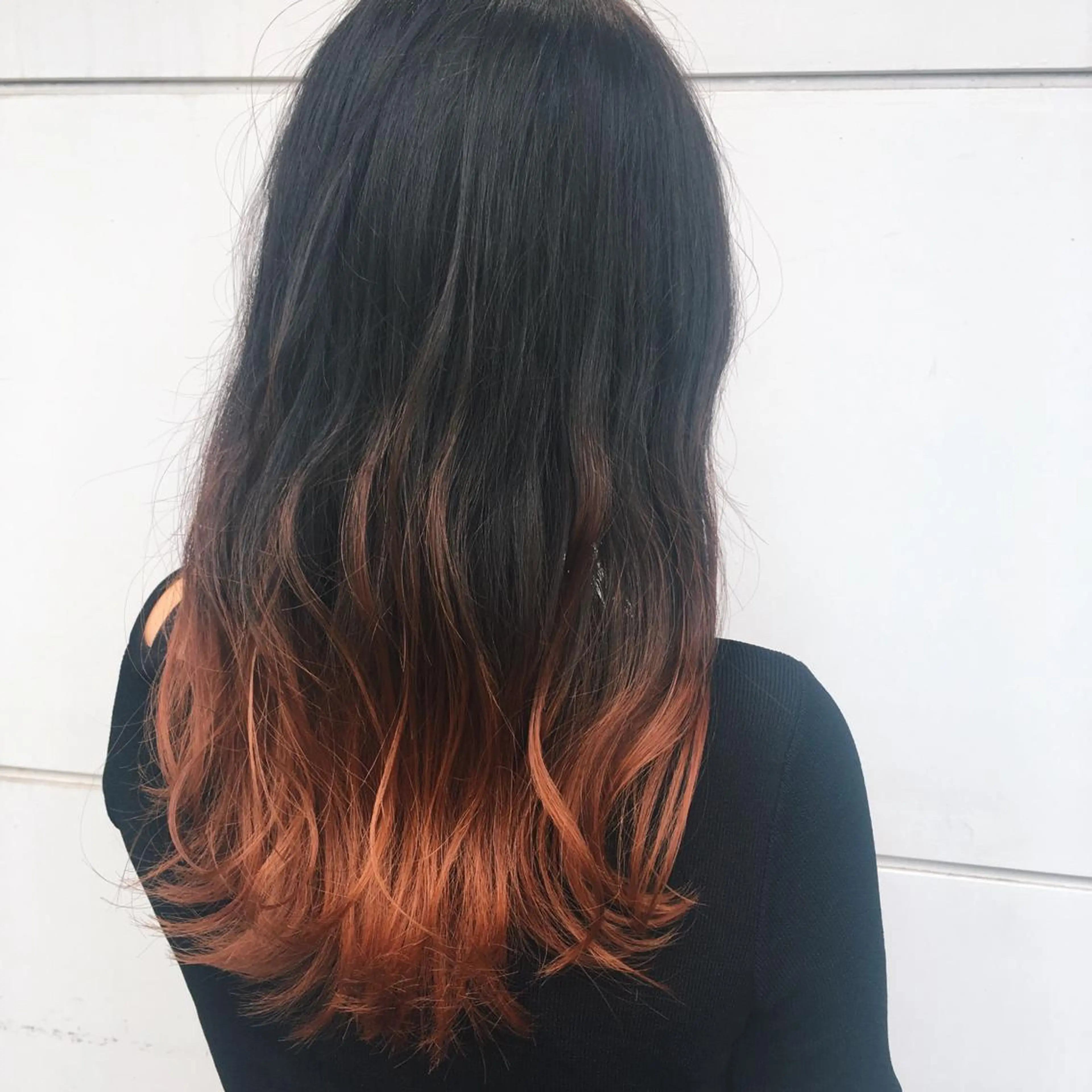 ロング カラー RINA🧤 デザインとボブのヘアスタイル