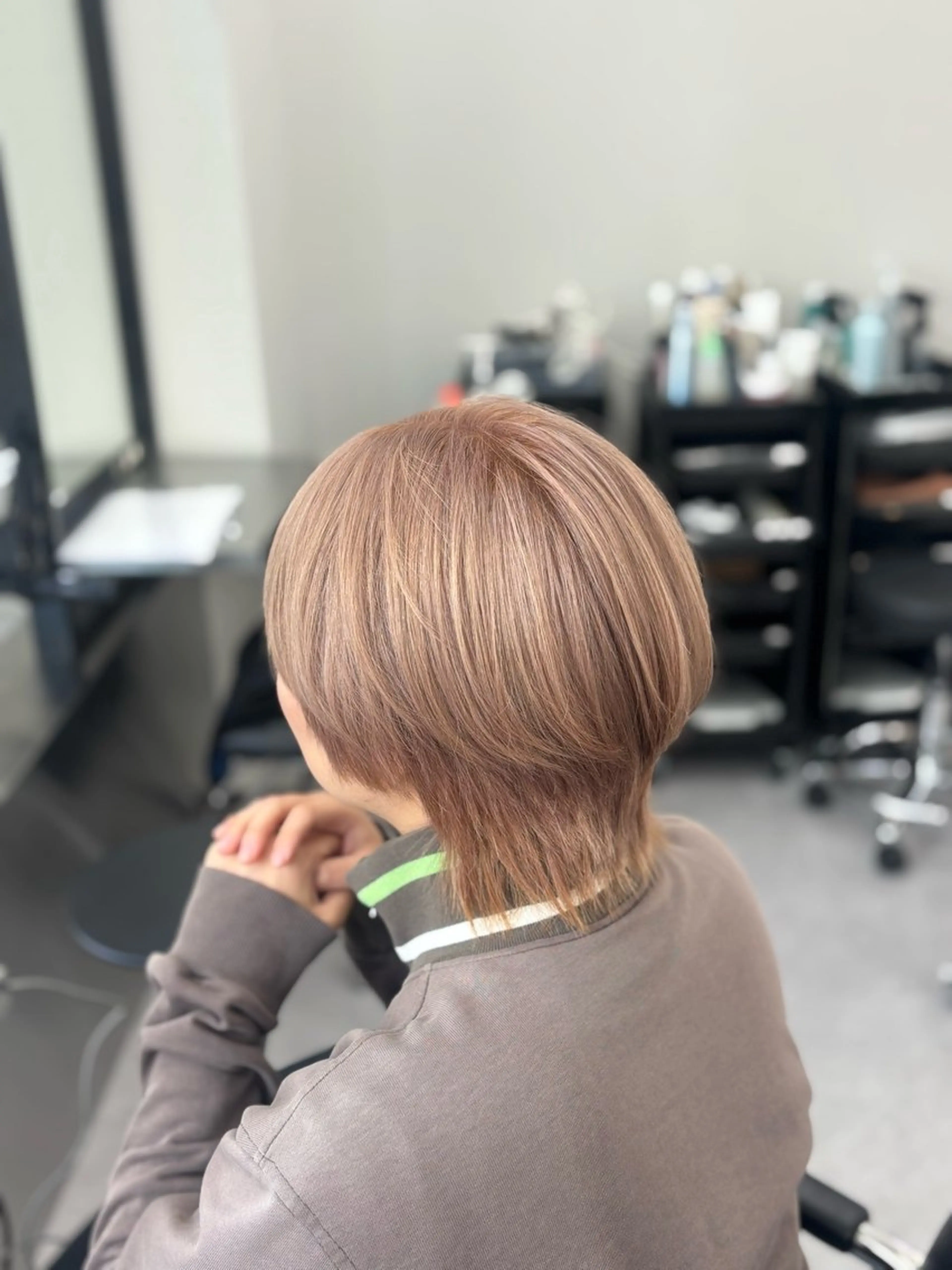 カット➕ブリーチカラー🩵の写真