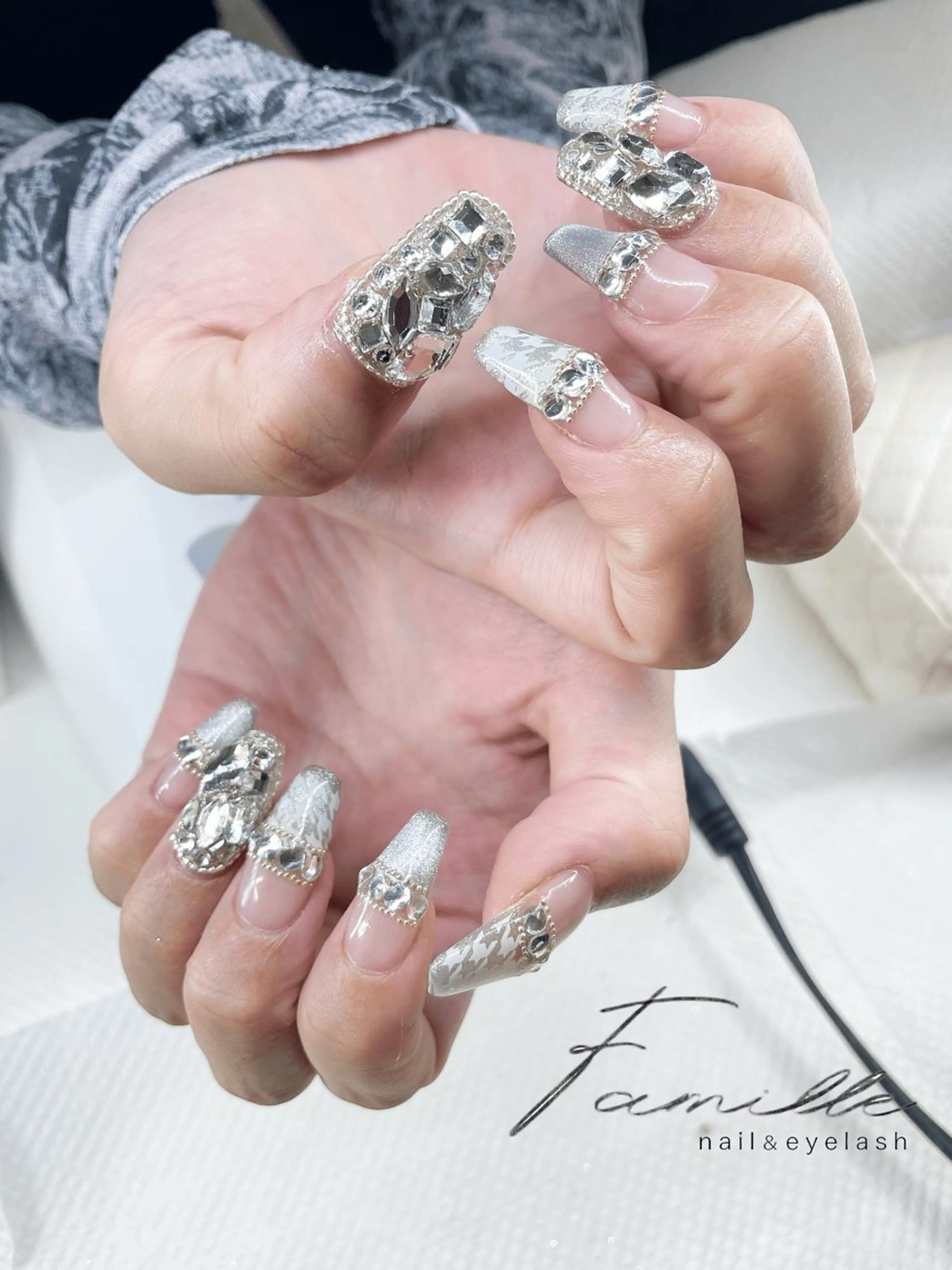 ミディアム Tanaka Nailistのネイルデザイン