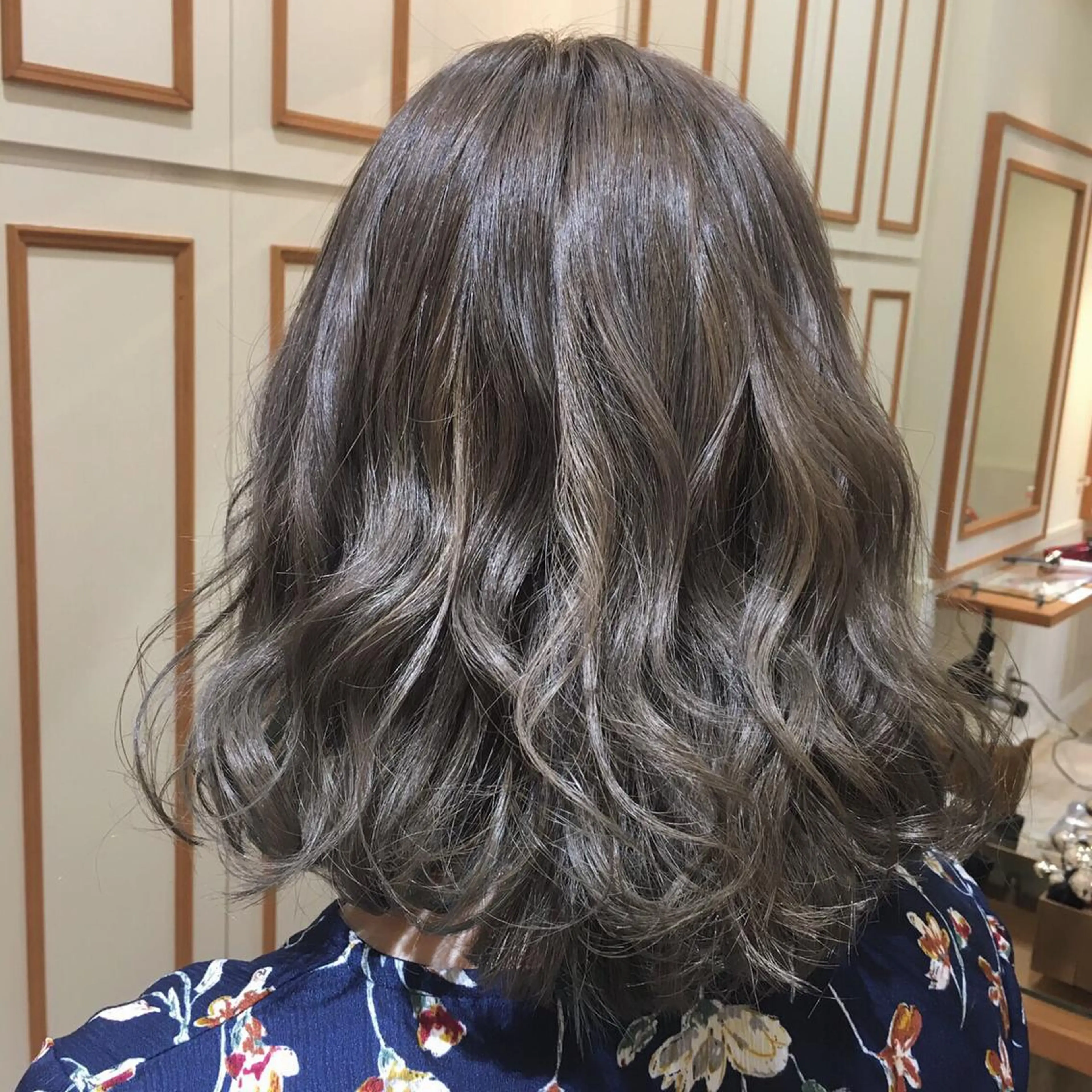 ミディアム カラー パーマ ヘアアレンジ 代表🎀 ふわモテ愛 され髪🩷yumiのヘアスタイル
