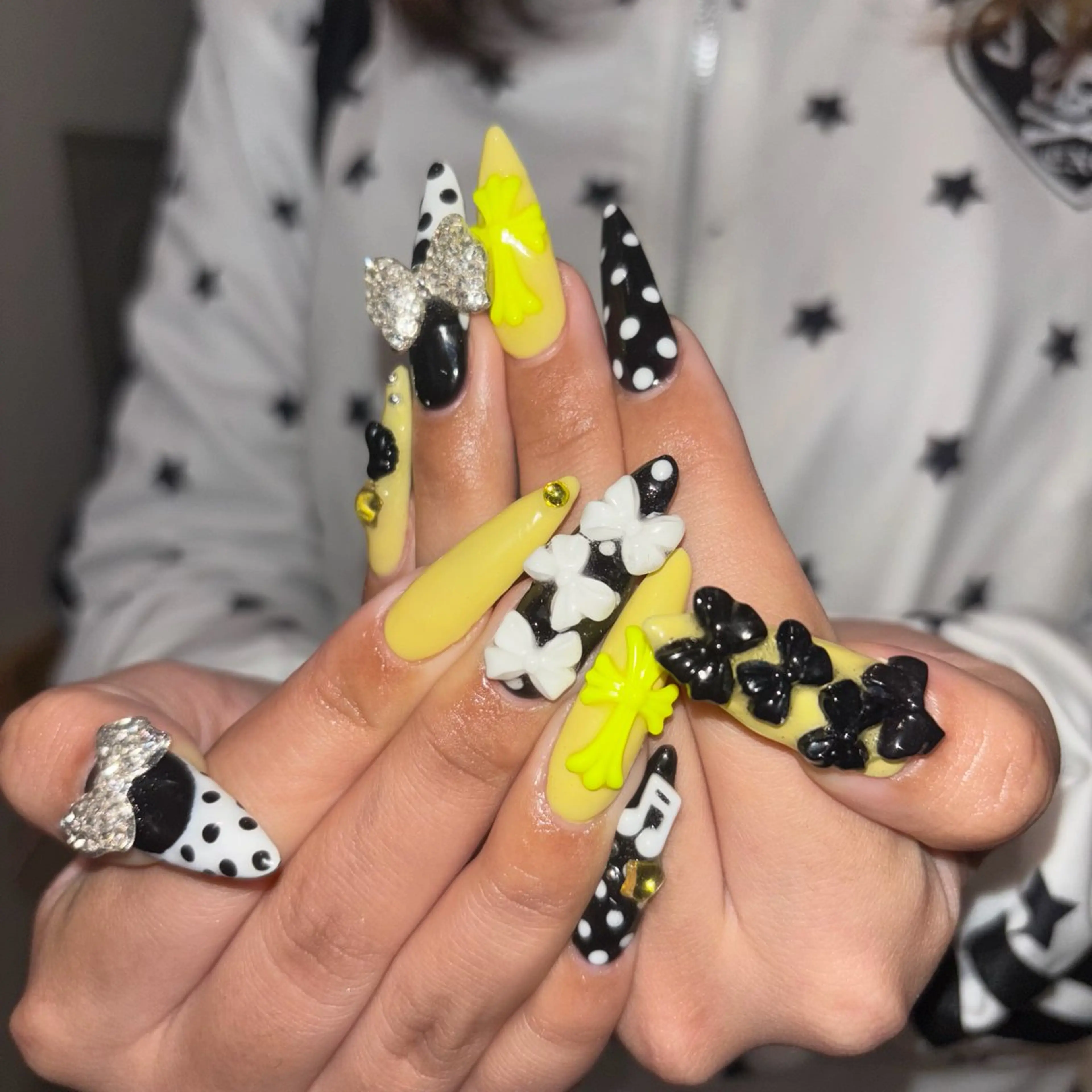 ネイル ハンドネイル 🐬Cxxu° Nail✝️のネイルデザイン