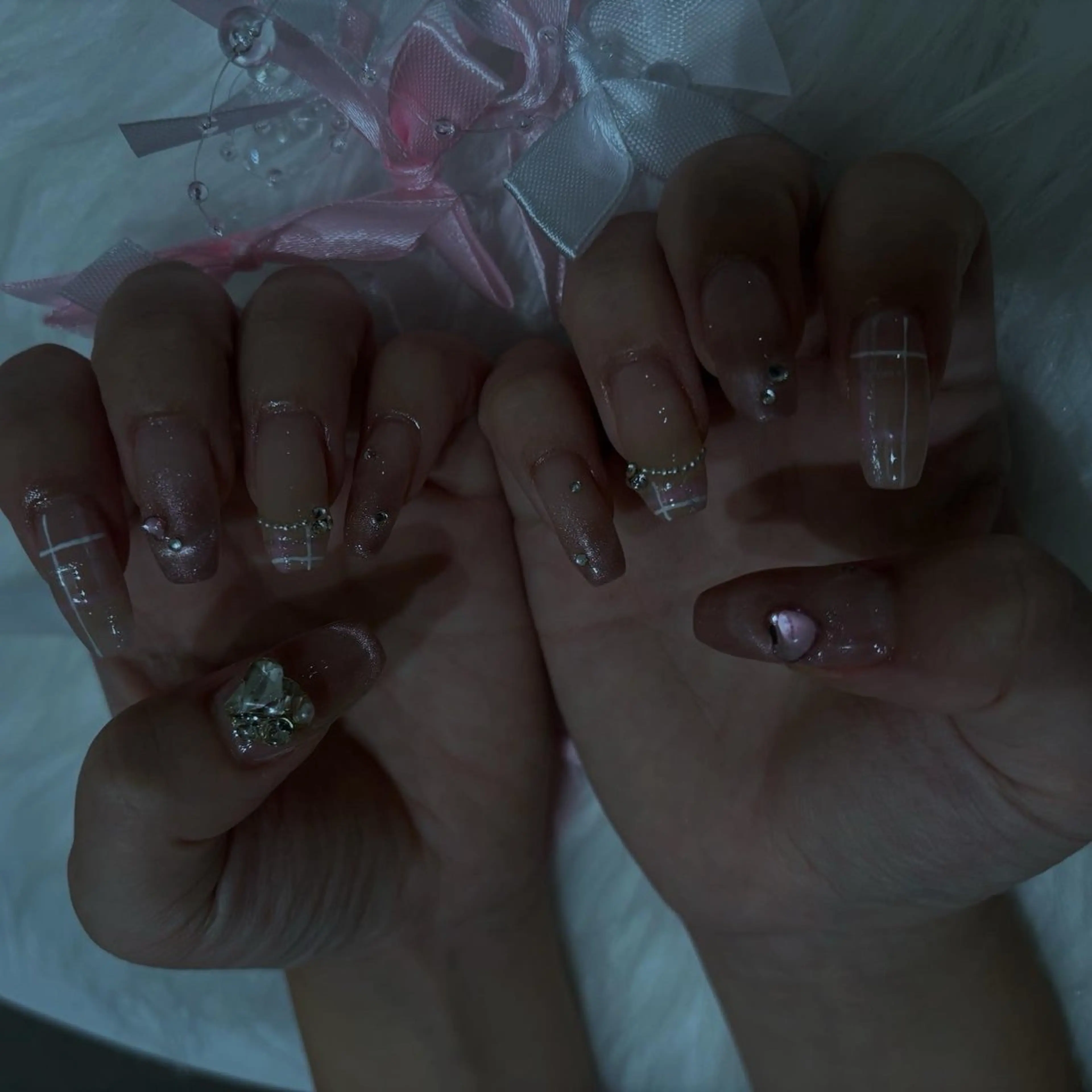 ネイル アートネイル 長さ出し フットネイル ハート キラキラネイル Vante梅田店所属・vante_aimi .パラジェル取扱店のネイルデザイン