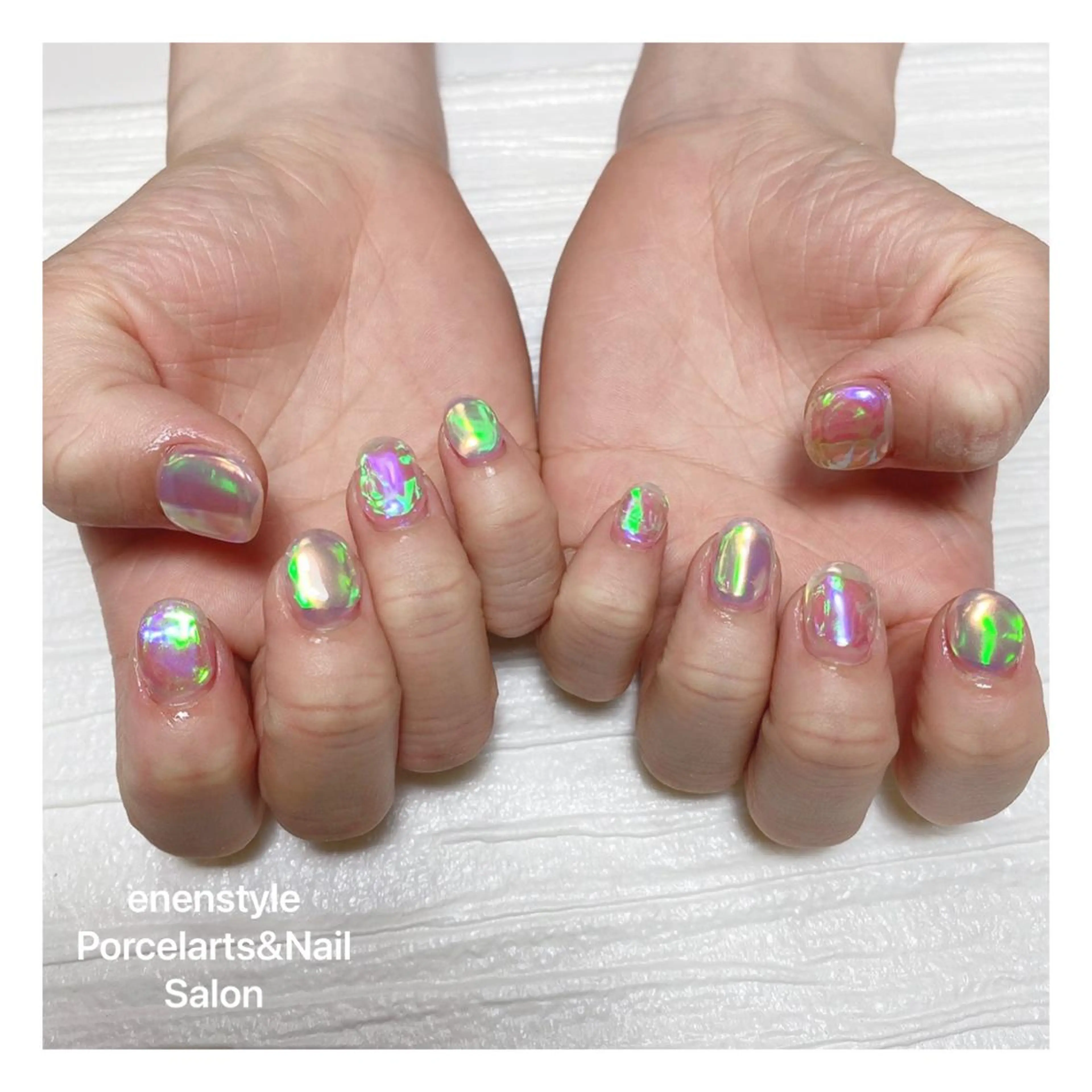 ショート ネイル 👑enen style👑のネイルデザイン