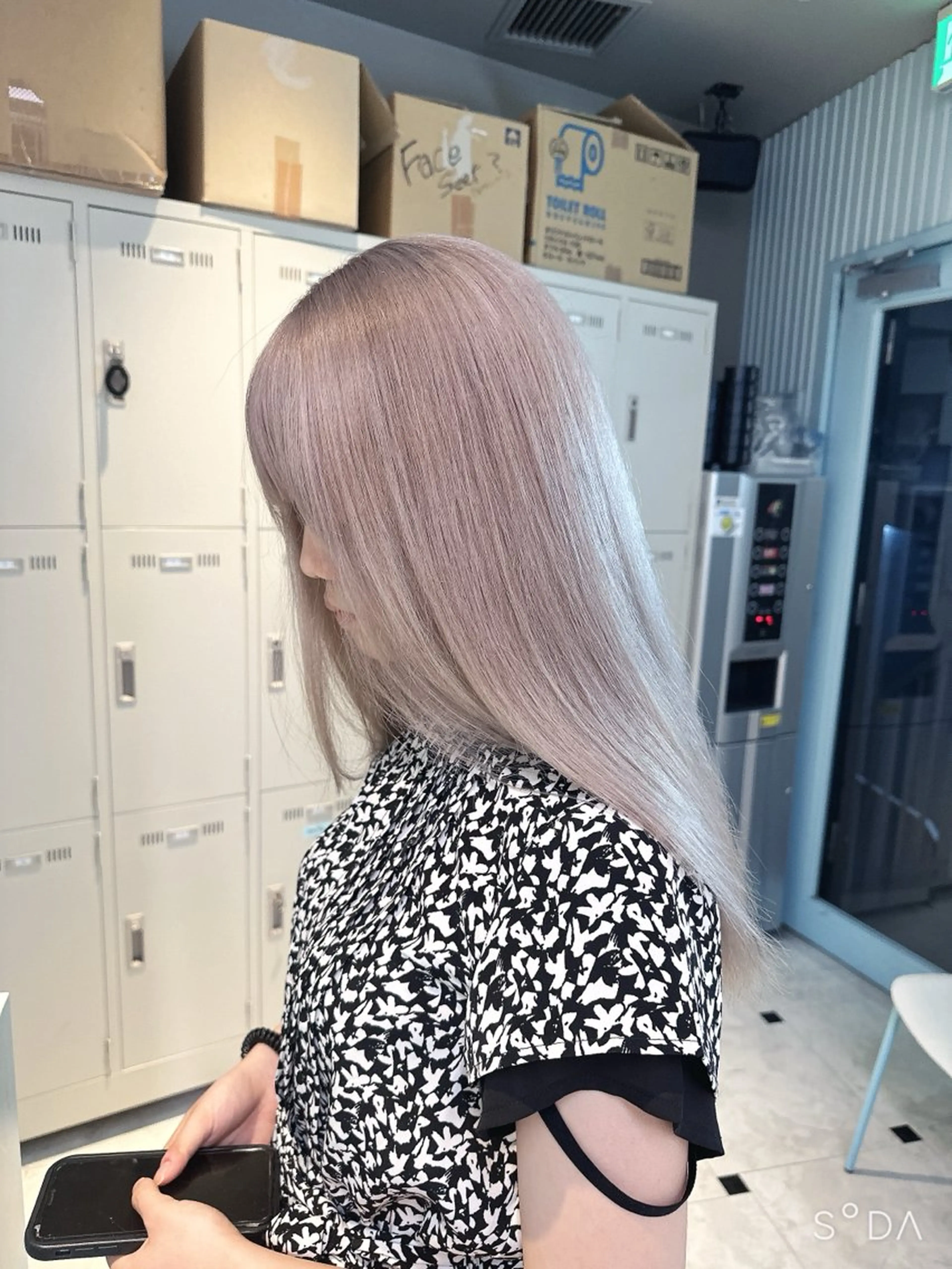 ロング カラー 🪄池袋ハイトーン 🪄ブリーチカラーのヘアスタイル