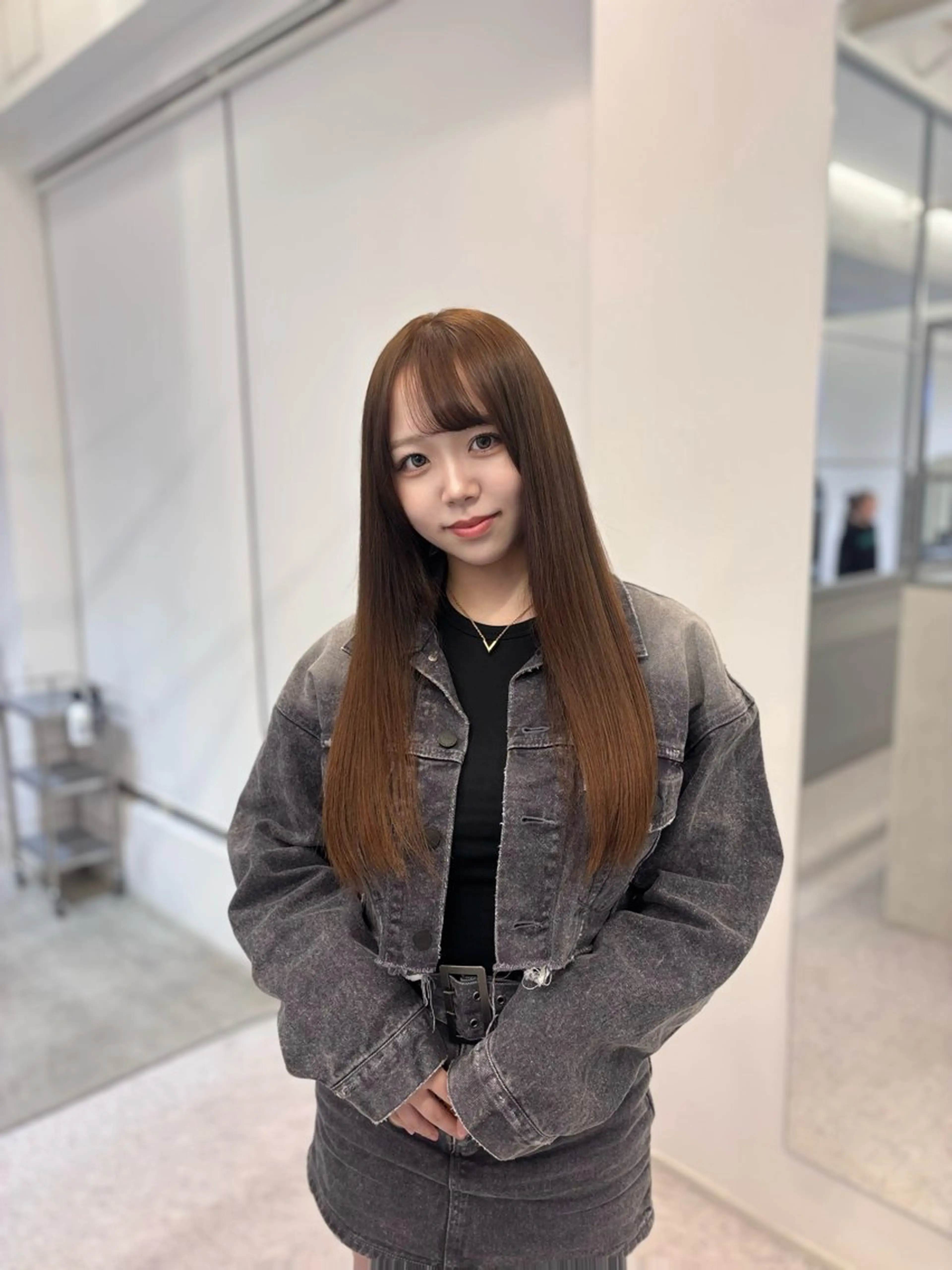 ロング カット ヘアカラー トリートメント ツヤ感ヘーゼルカラー ／niwミレ🪽のヘアスタイル