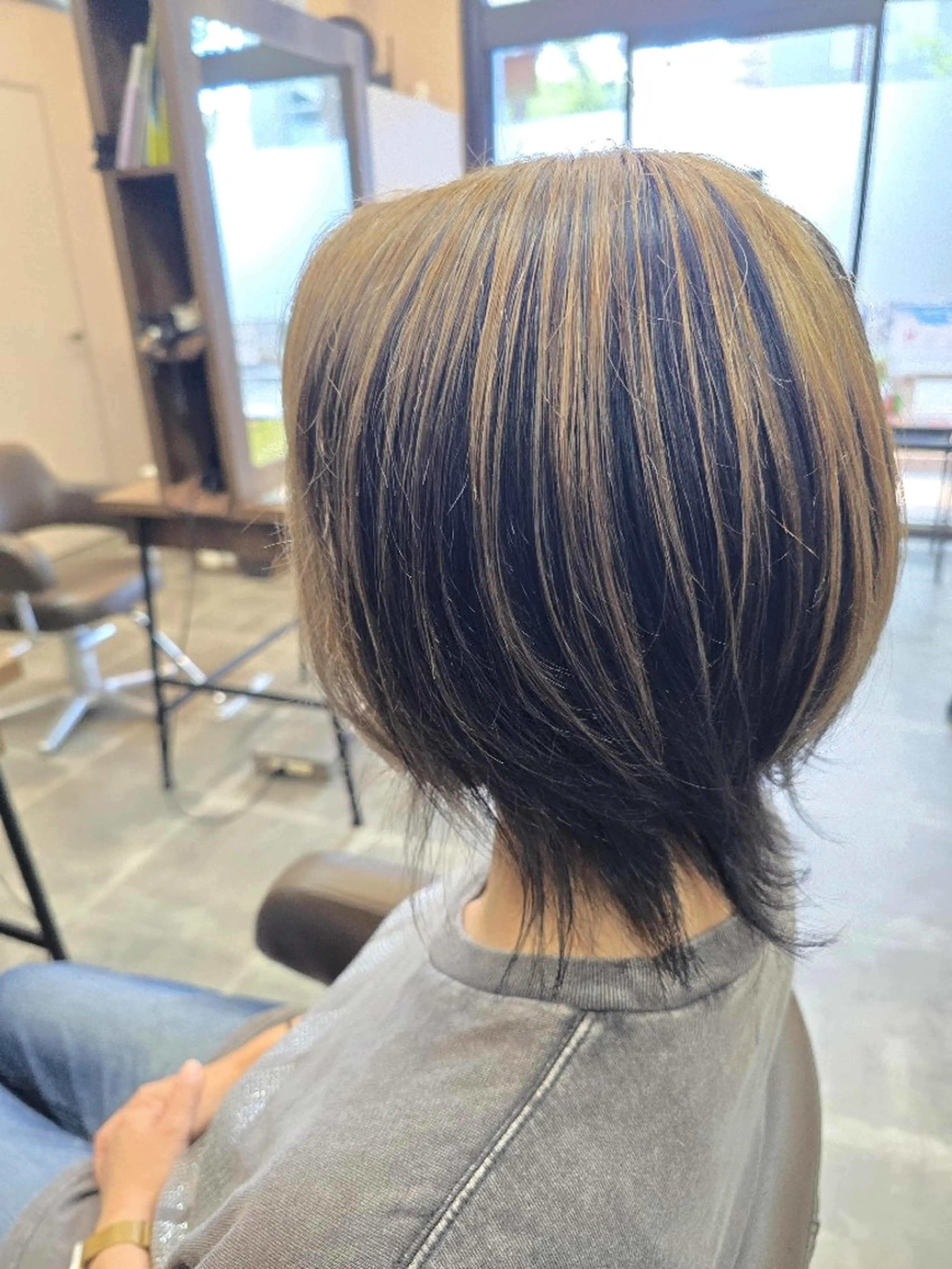 🌸 【お洒落白髪染め】白髪ぼかしハイライト ¥12,000の写真