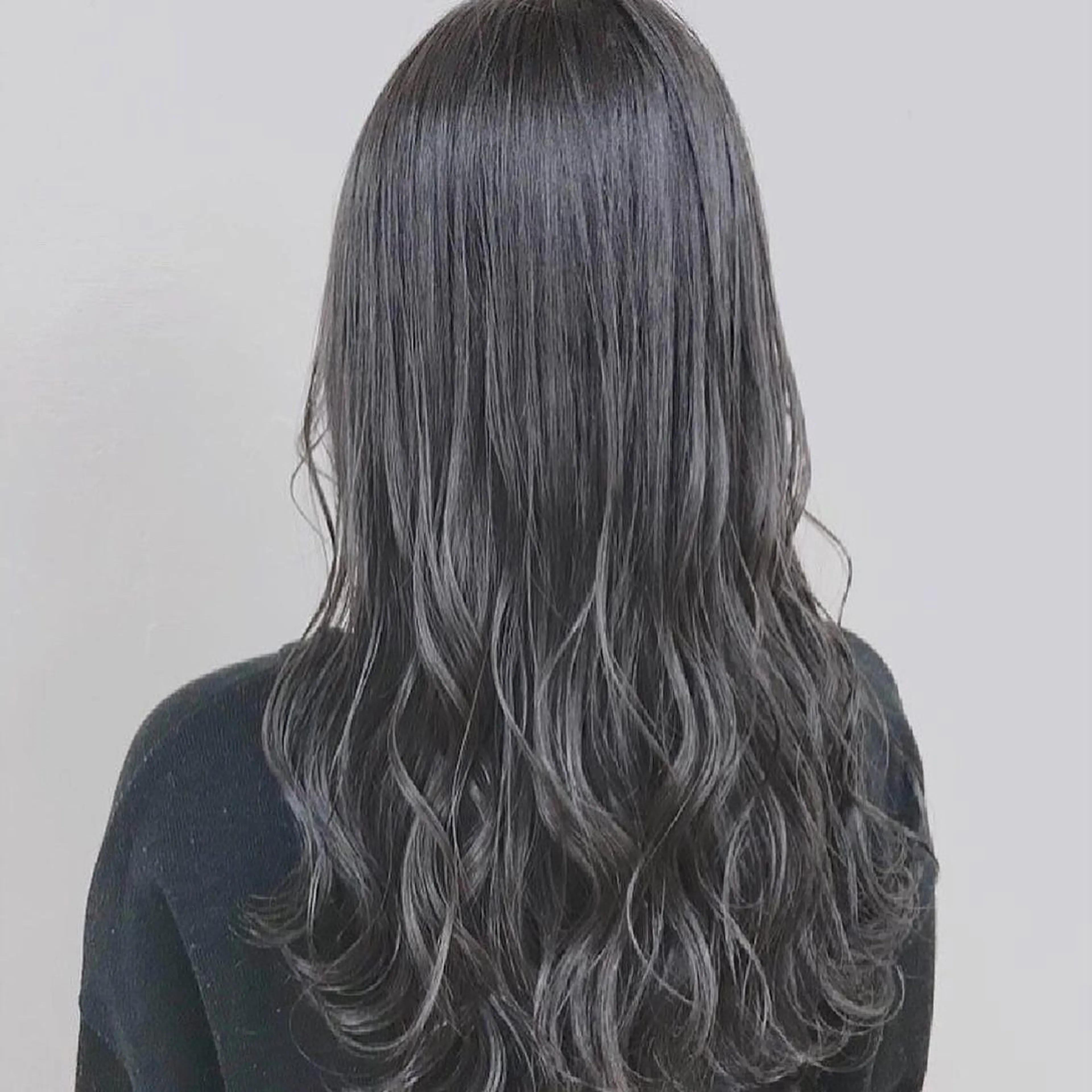 ロング カラー 💍大人デザイン /ハイトーン♡リクトのヘアスタイル