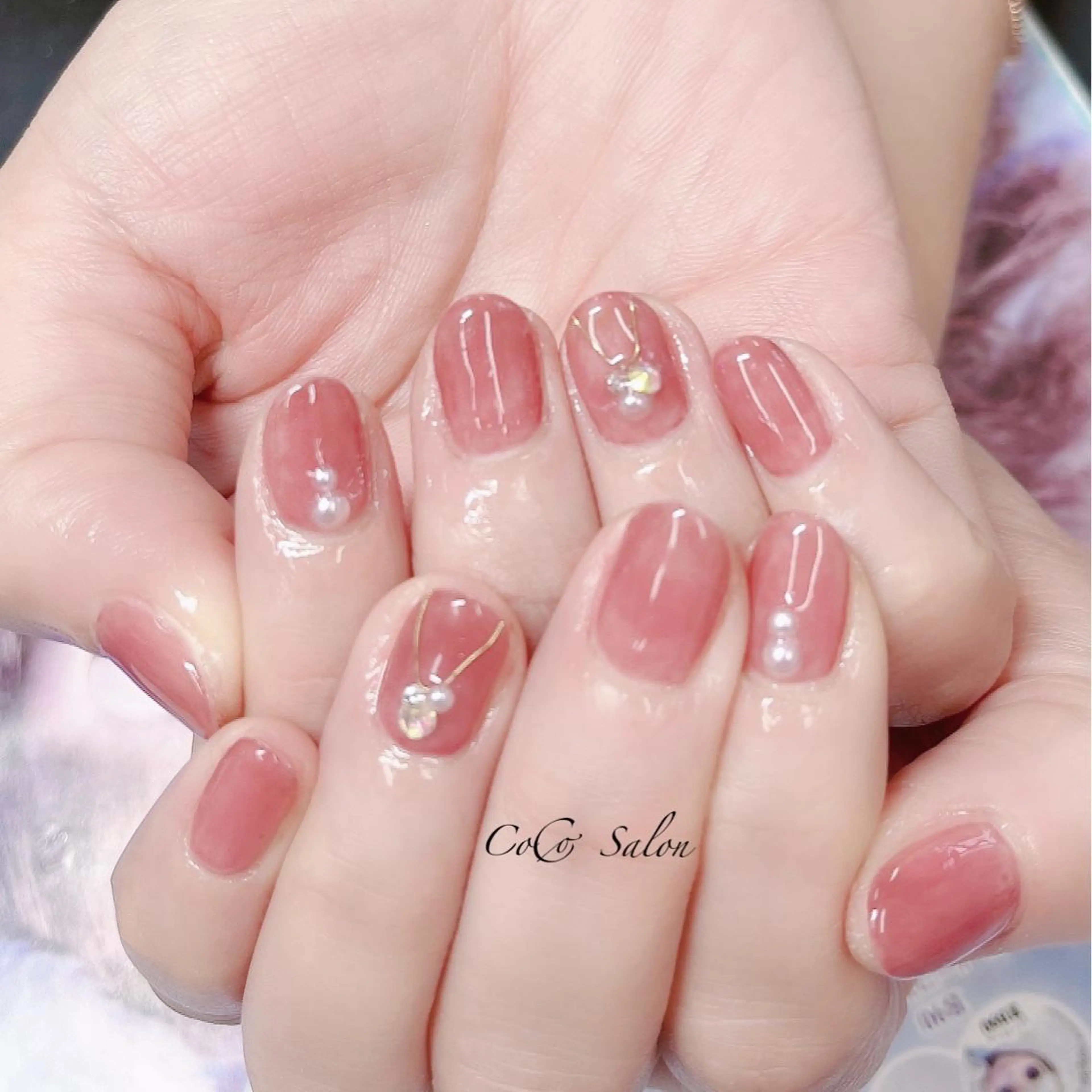 ネイル 長さ出し ジェルネイル オフィスネイル パラジェル 赤色 ハンドネイル CoCoSalon ネイル/まつ毛予約のネイルデザイン