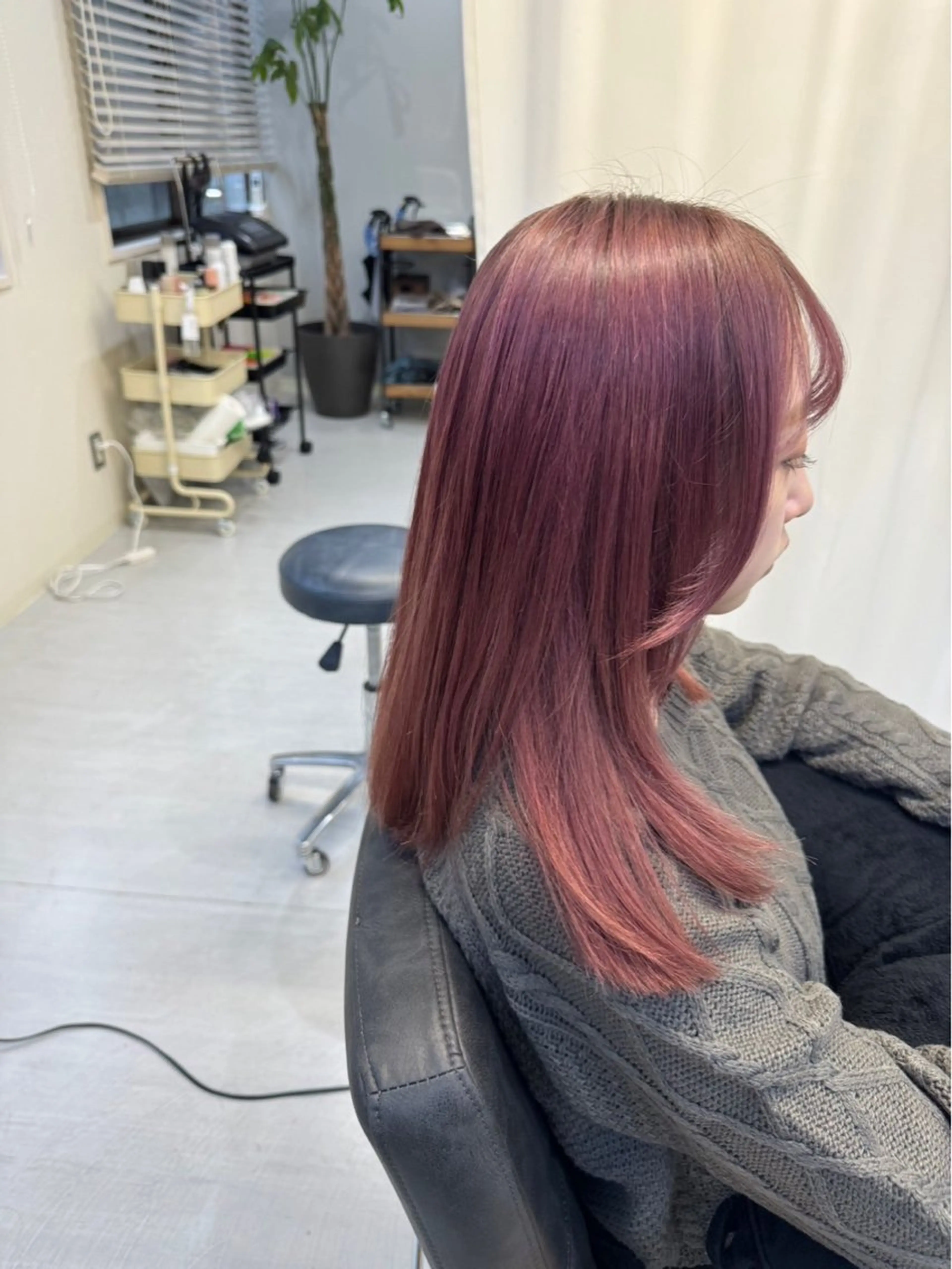 【初回から3回目まで】🌿カット + ケアブリーチ + ケアカラー + 3stepトリートメント🫧の写真