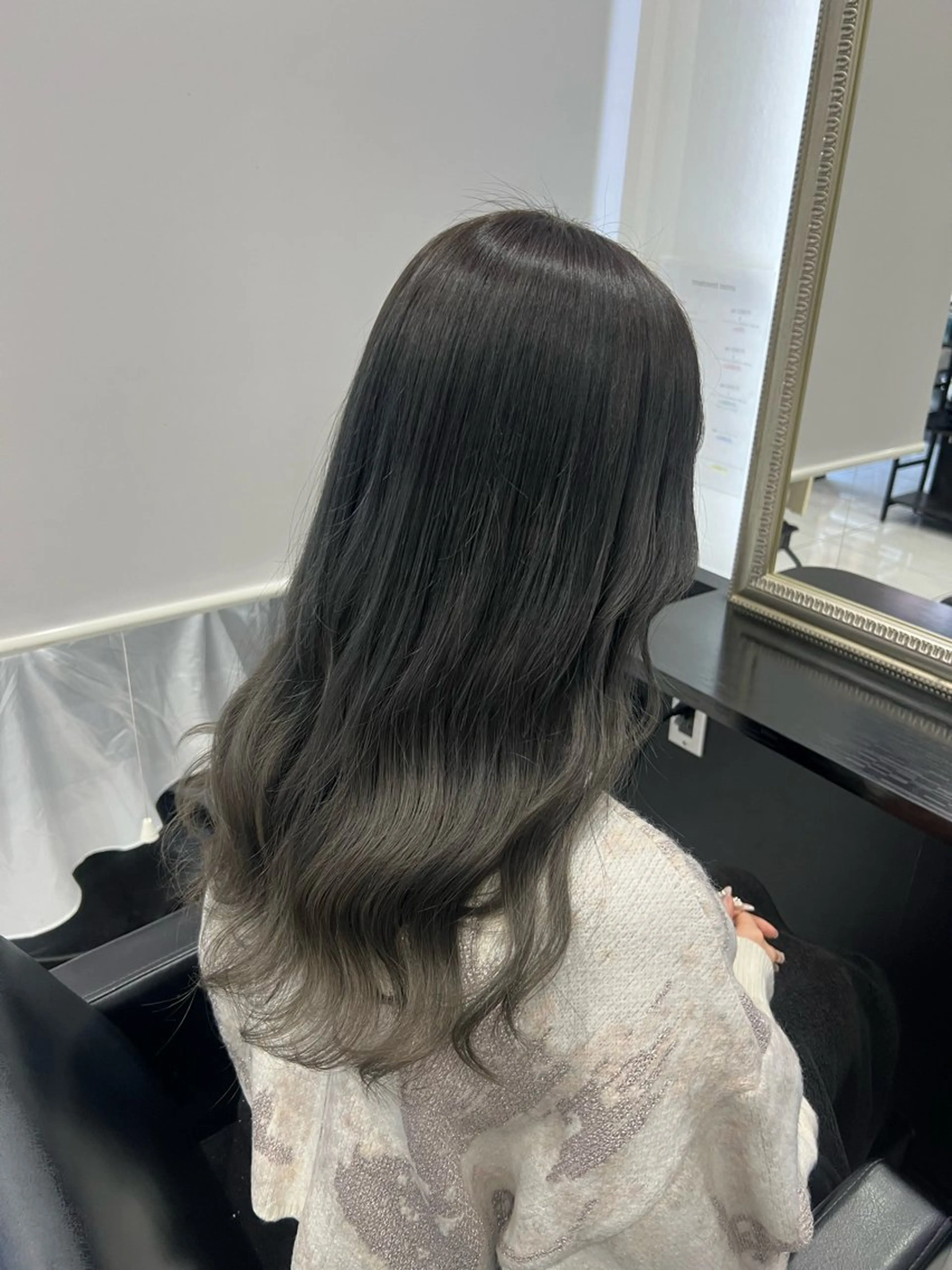 ロング カラー グレージュ ヘアカラー トリートメント エクステ YUDU🍊 germe/ジェルムのヘアスタイル