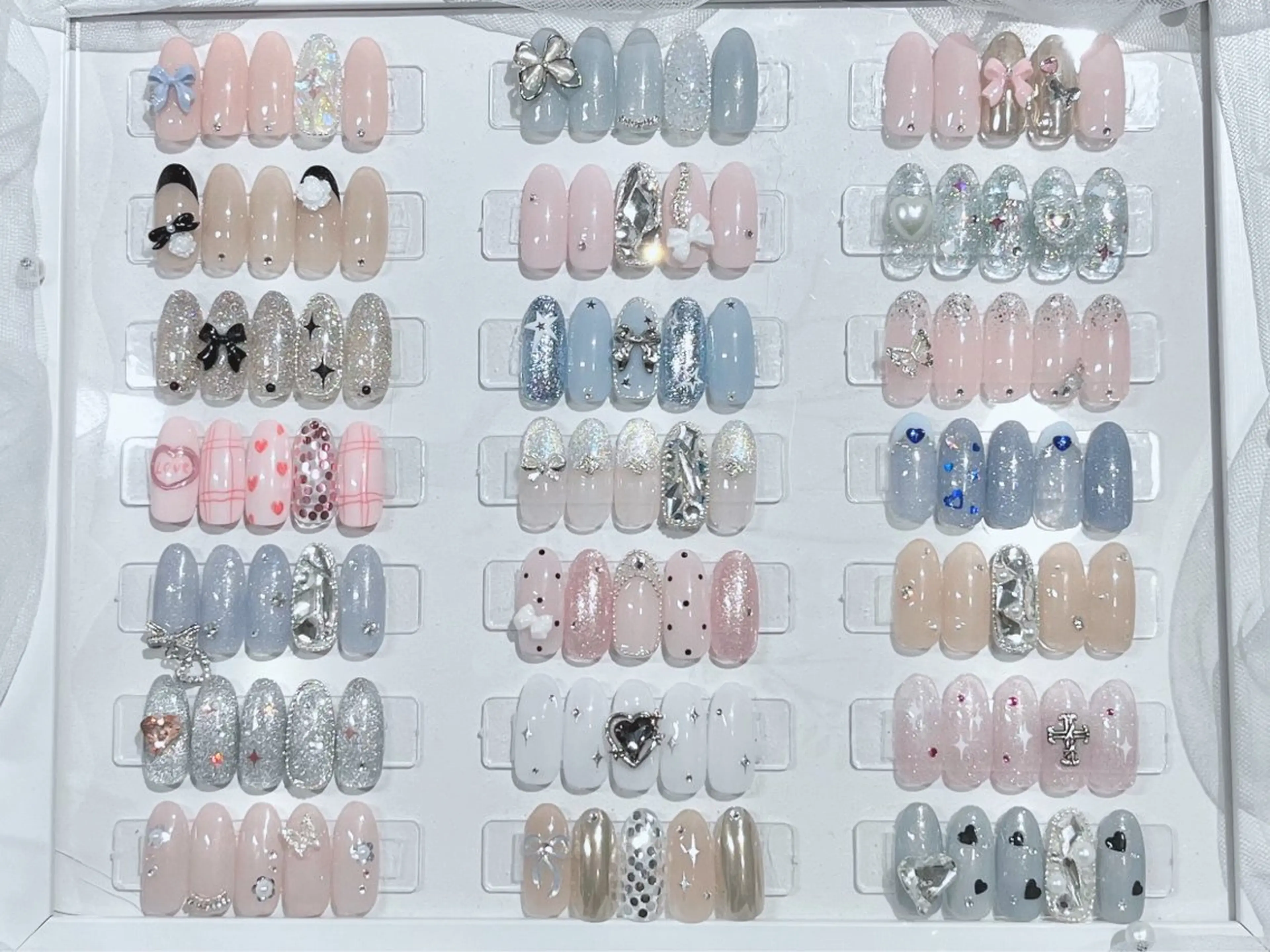 ネイル NANAMI ︎︎♡のネイルデザイン