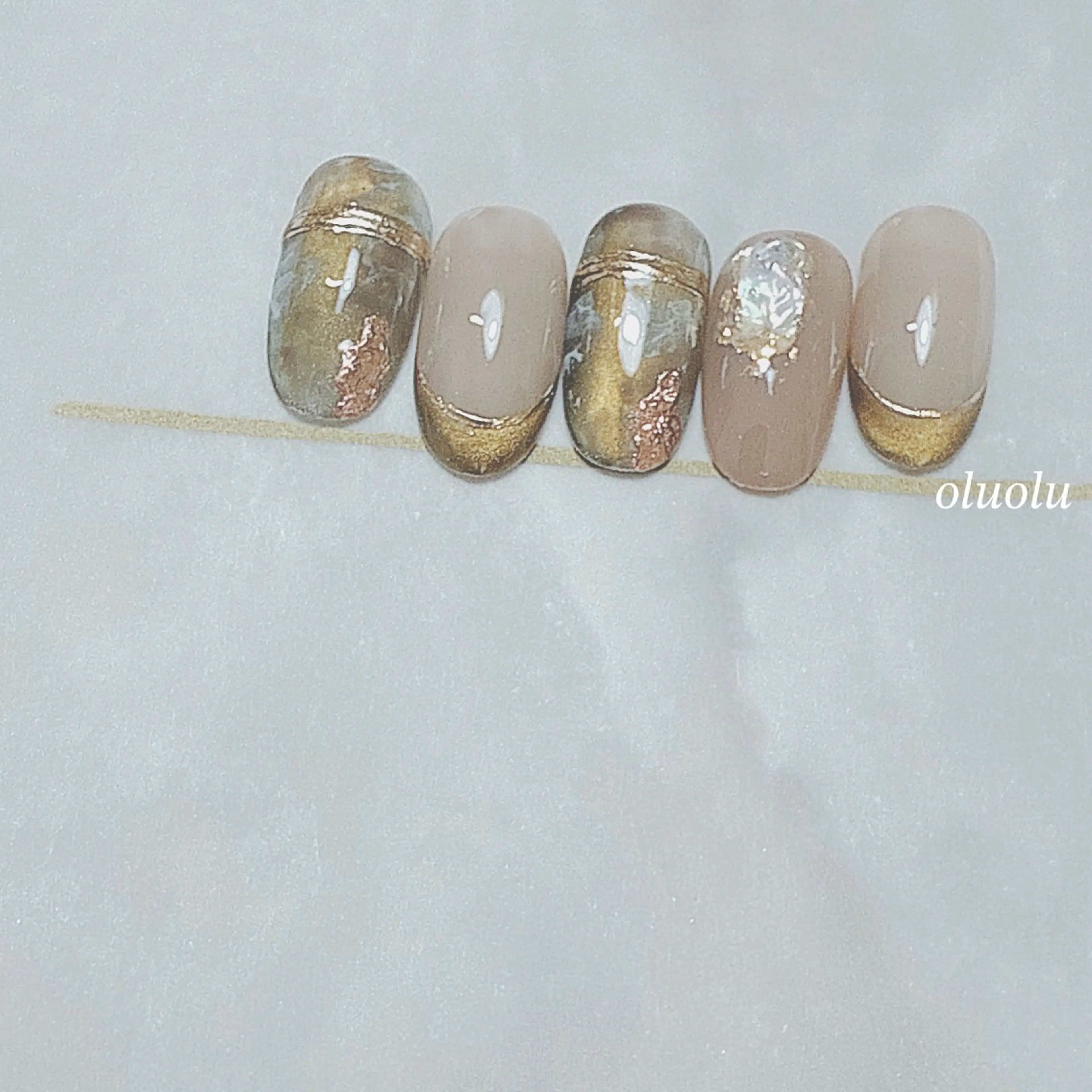 ネイル アートネイル マグネットネイル ミラーネイル ニュアンスネイル ハンドネイル 大村 紬華のネイルデザイン